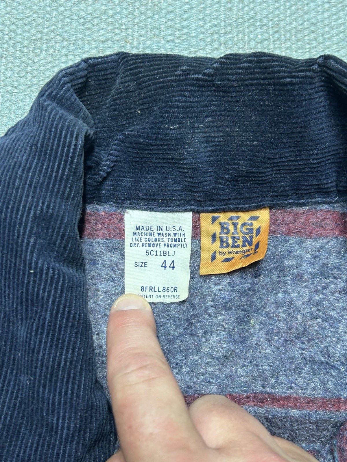 Vintage wrangler Big Ben denim jacket slash pocket distressed 44 L Size US L / EU 52-54 / 3 - 6 Thumbnail
