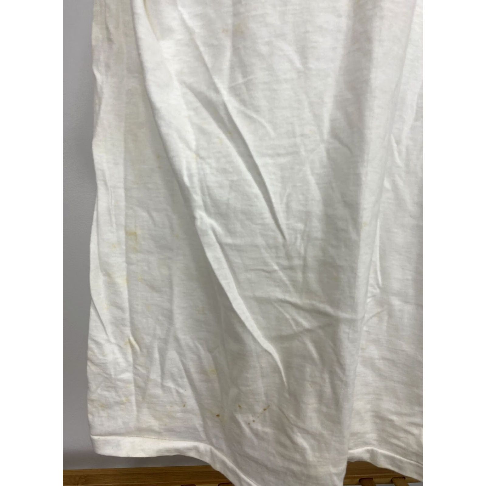 Hanes VINTAGE Hanes T-Shirt Size L 80s Crown Drugs Pharmacy Store Thin Single Stitch White Mens Size US L / EU 52-54 / 3 - 8 Thumbnail