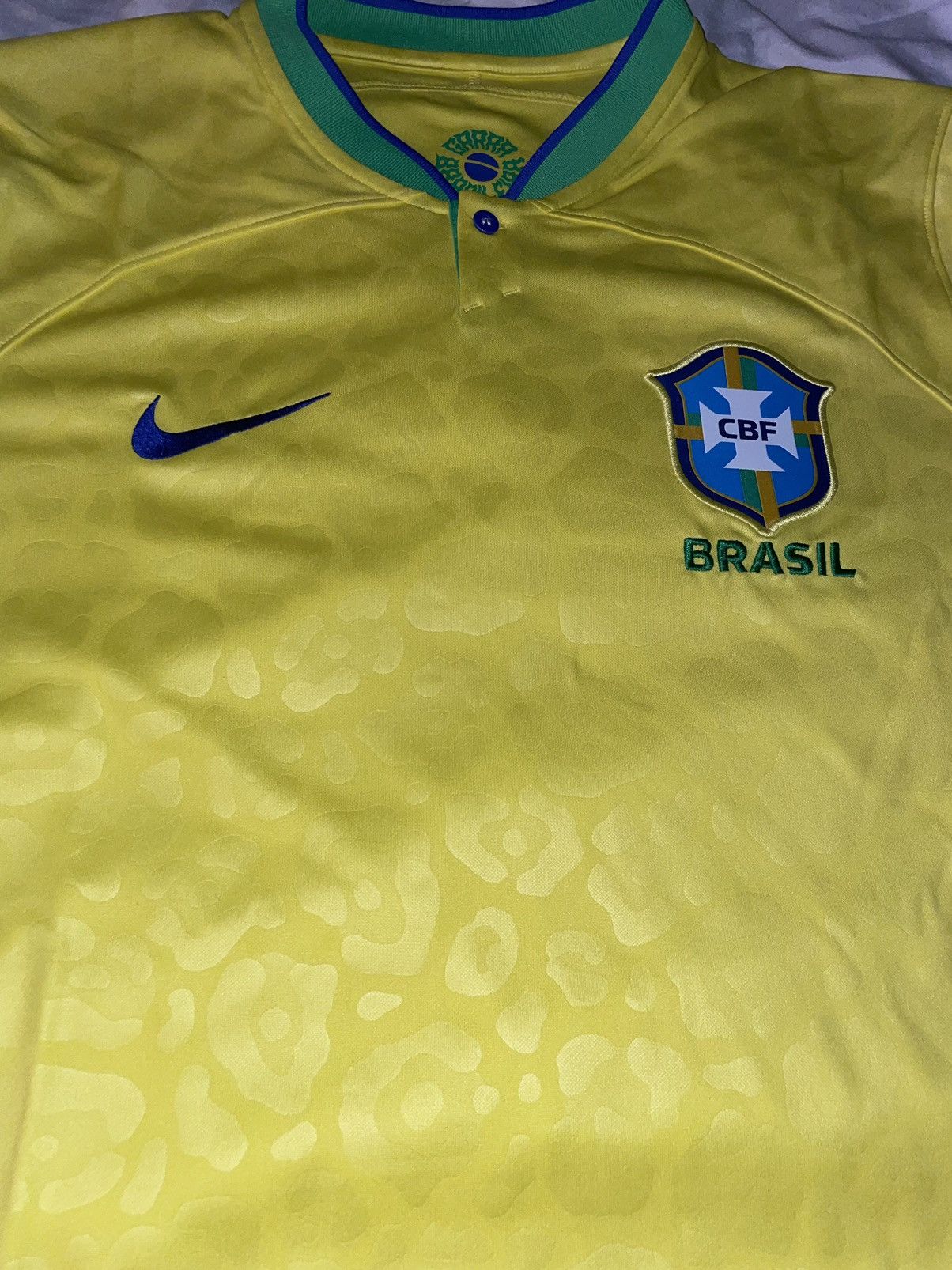 Nike Brazil Jersey 2022 World cup Men’s Size US L / EU 52-54 / 3 - 5 Thumbnail