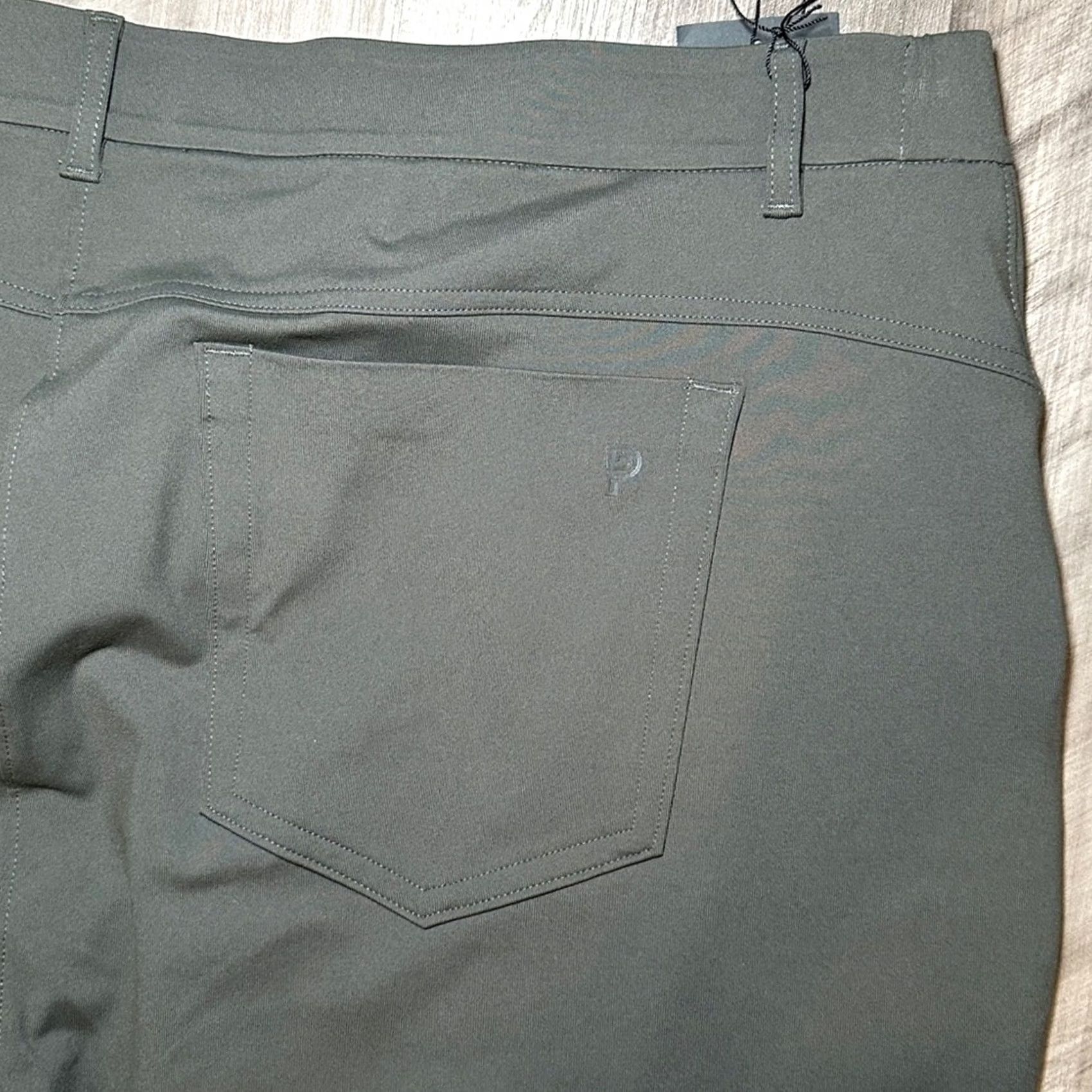 Olive Public Rec Dark Olive Gamechanger Performance Shorts Mens 44 Regular Nylon Spandex Chino 8.25 Inseam 21 Length 14 Rise 12 Leg 15.5 MS9869 Size US 44 / EU 60 - 3 Thumbnail