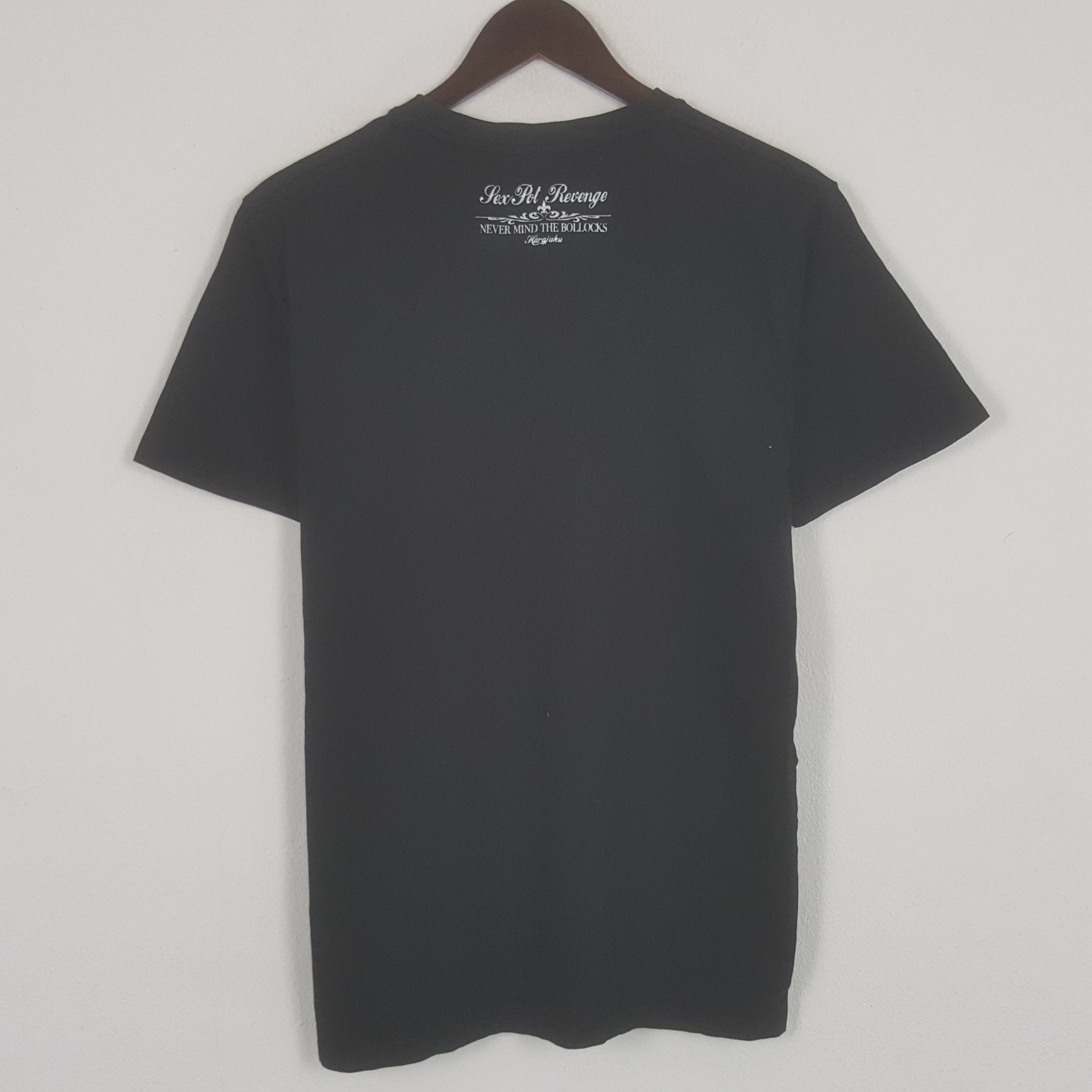Vintage Vintage Unclen World Without Tshirt Size US M / EU 48-50 / 2 - 3 Thumbnail