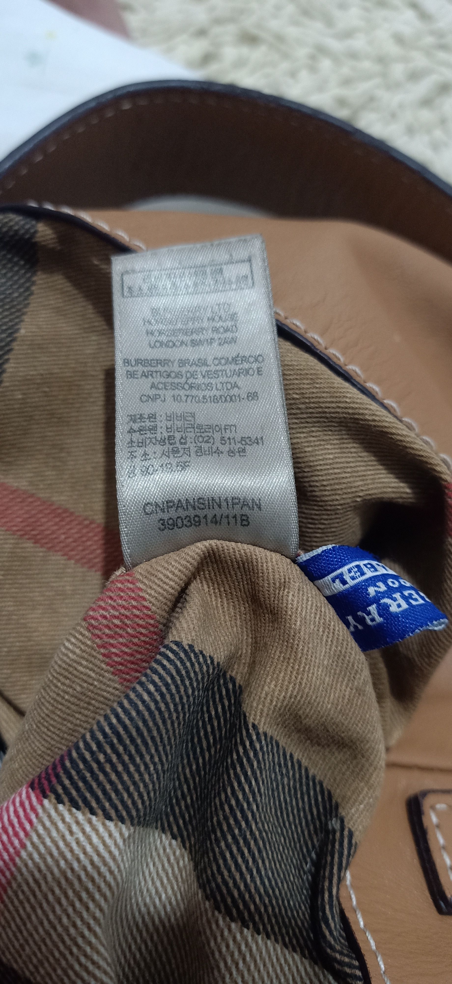 Burberry BURBERRY - ASHBY Size ONE SIZE - 10 Thumbnail