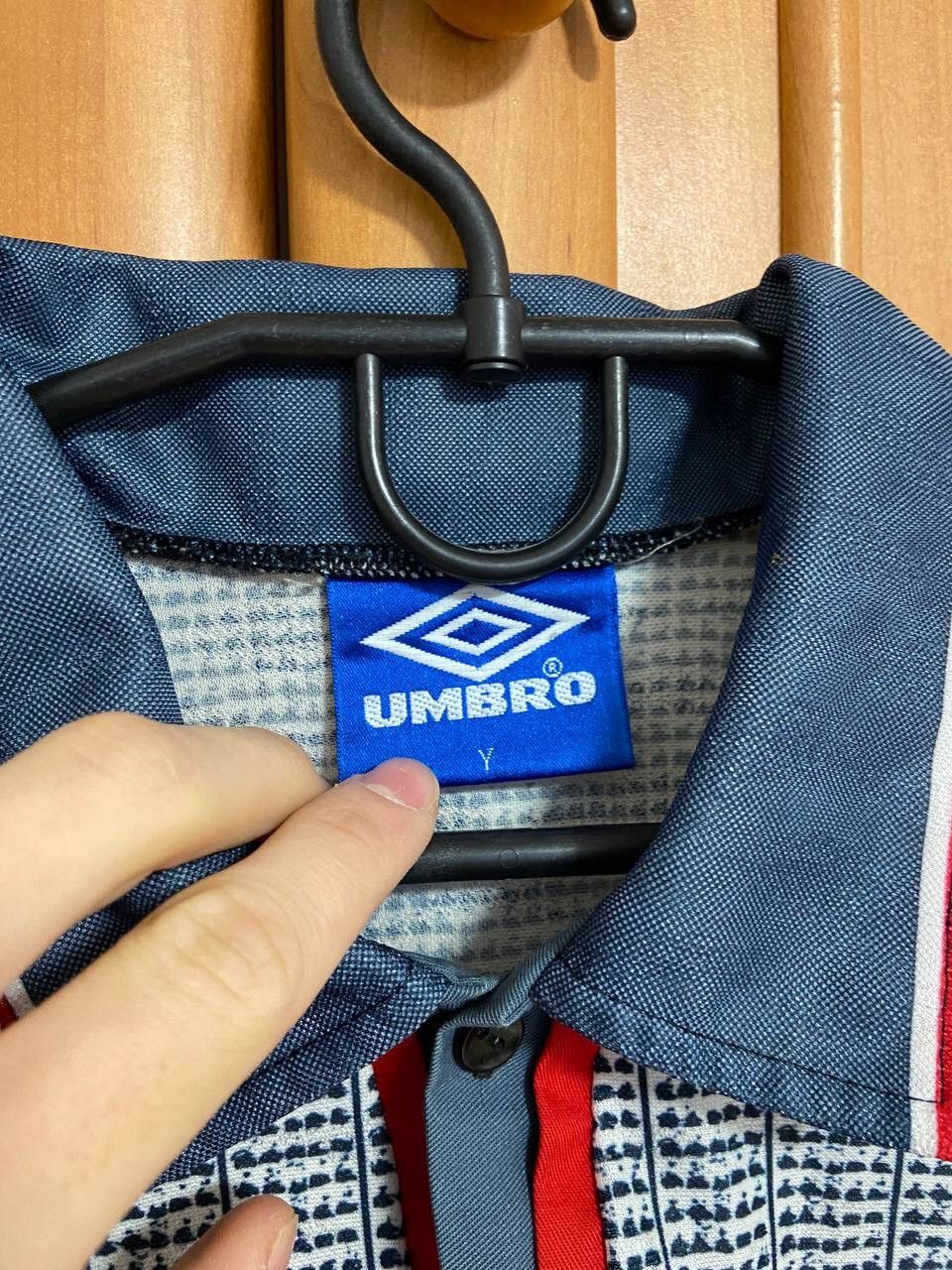 Umbro Umbro Manchester United 1995 1996 Away Football Soccer Shirt Size US S / EU 44-46 / 1 - 7 Thumbnail