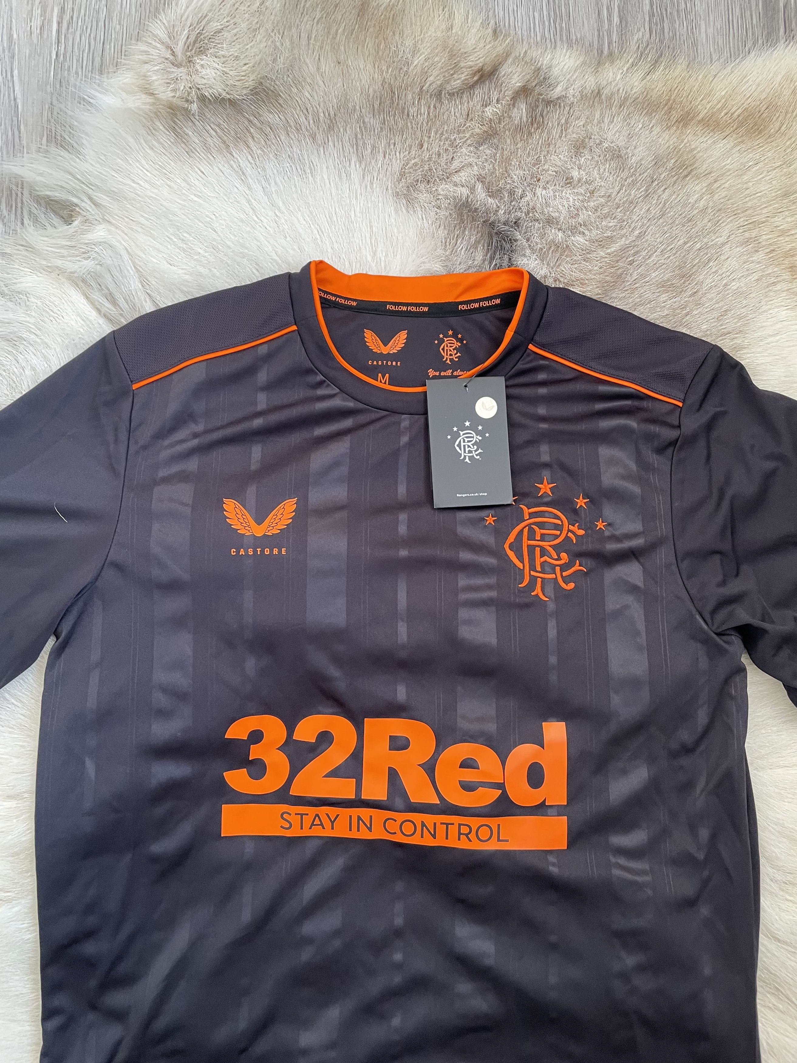 Castore 2021 Rangers 3rd Kit jersey New Size US M / EU 48-50 / 2 - 2 Thumbnail