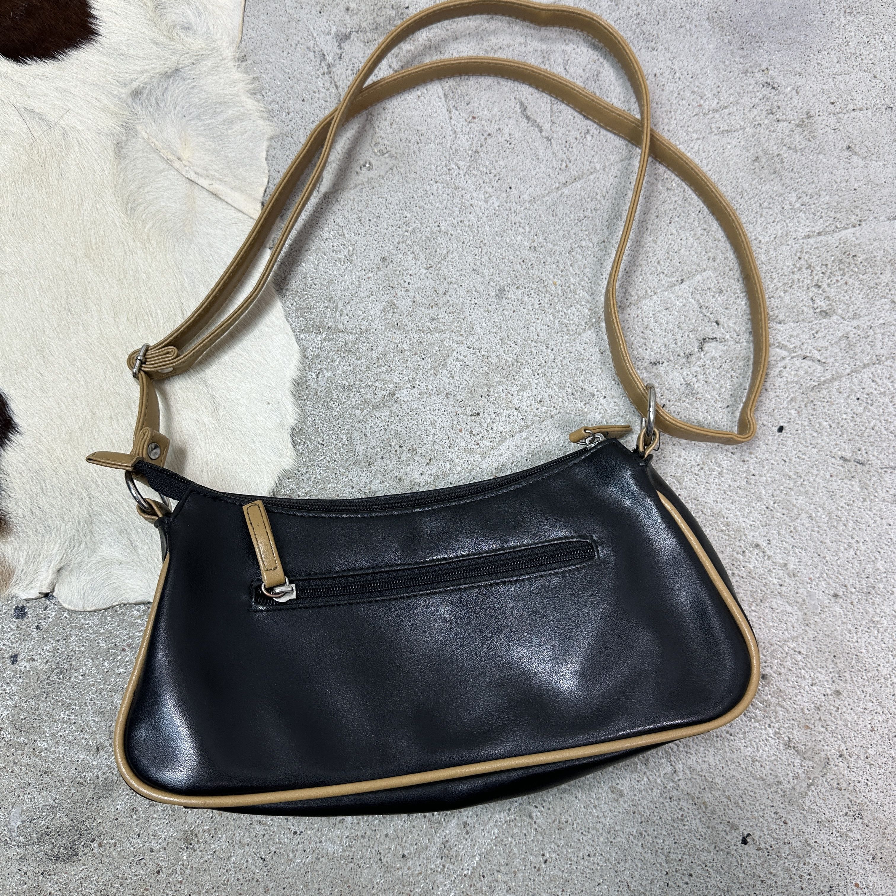 Vintage Vintage Avant Garde Pockets Baguette Bag Y2K Size ONE SIZE - 5 Thumbnail