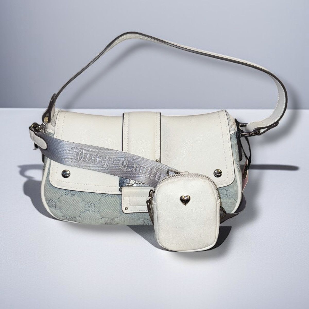 Juicy Couture Juicy Couture light wash denim Y2Cute Flap crossbodyhand bag Size ONE SIZE - 1 Thumbnail