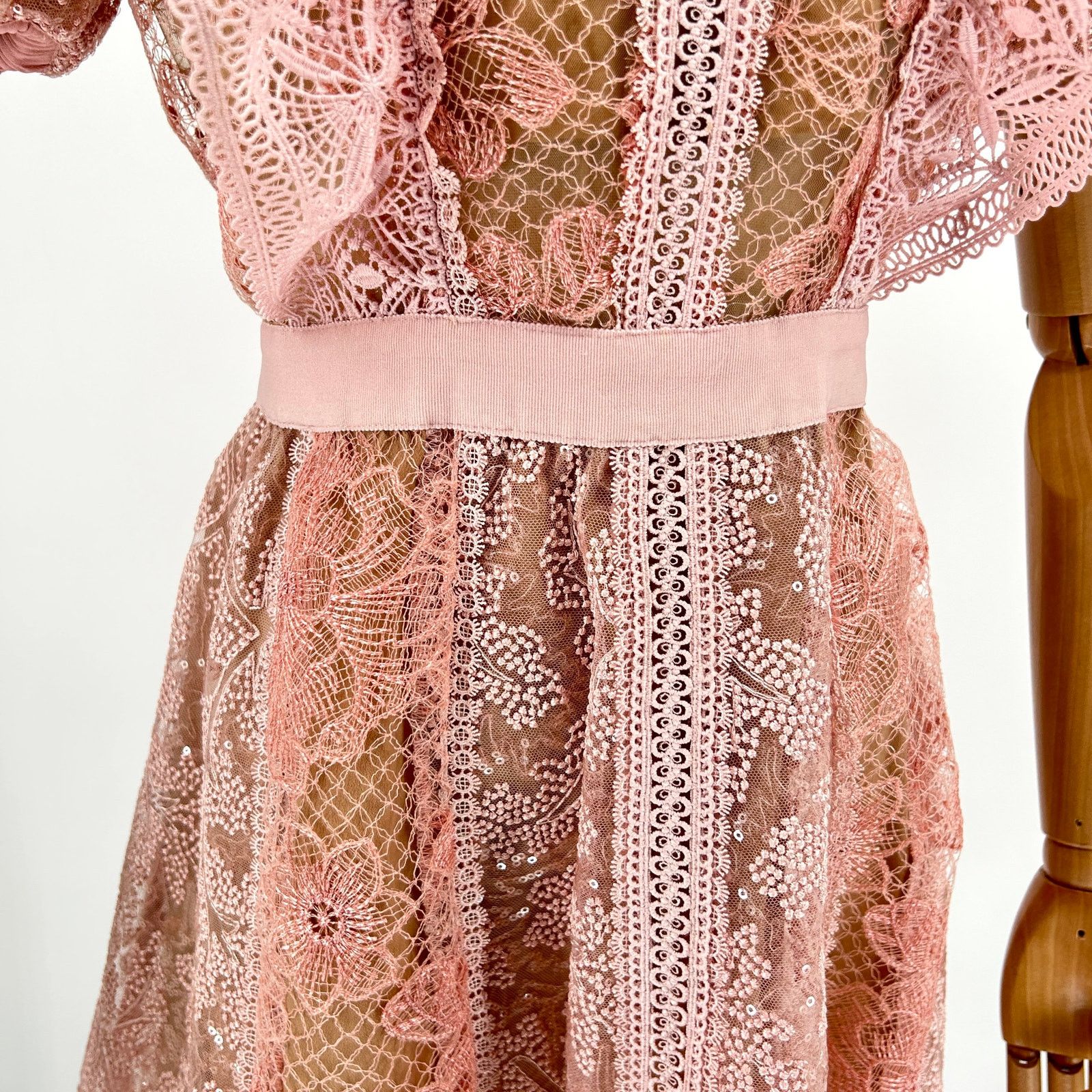 Self-Portrait Blush Pink Sequin Floral Lace Puff Sleeve Mini Dress Size M / US 6-8 / IT 42-44 - 4 Thumbnail