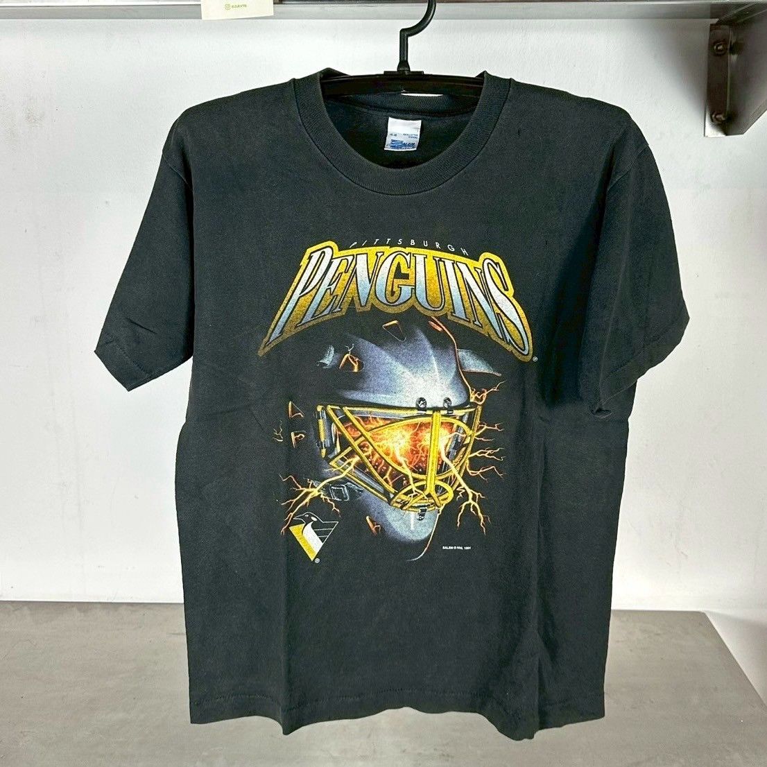 Band Tees × Streetwear × Vintage Vintage Paranoid Lightning