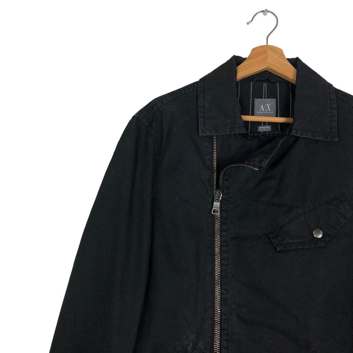Armani Exchange 🔥CROPPED BIKER JACKET RACER STRIPED DESIGN ARMANI EXCHANGE Size US S / EU 44-46 / 1 - 5 Thumbnail