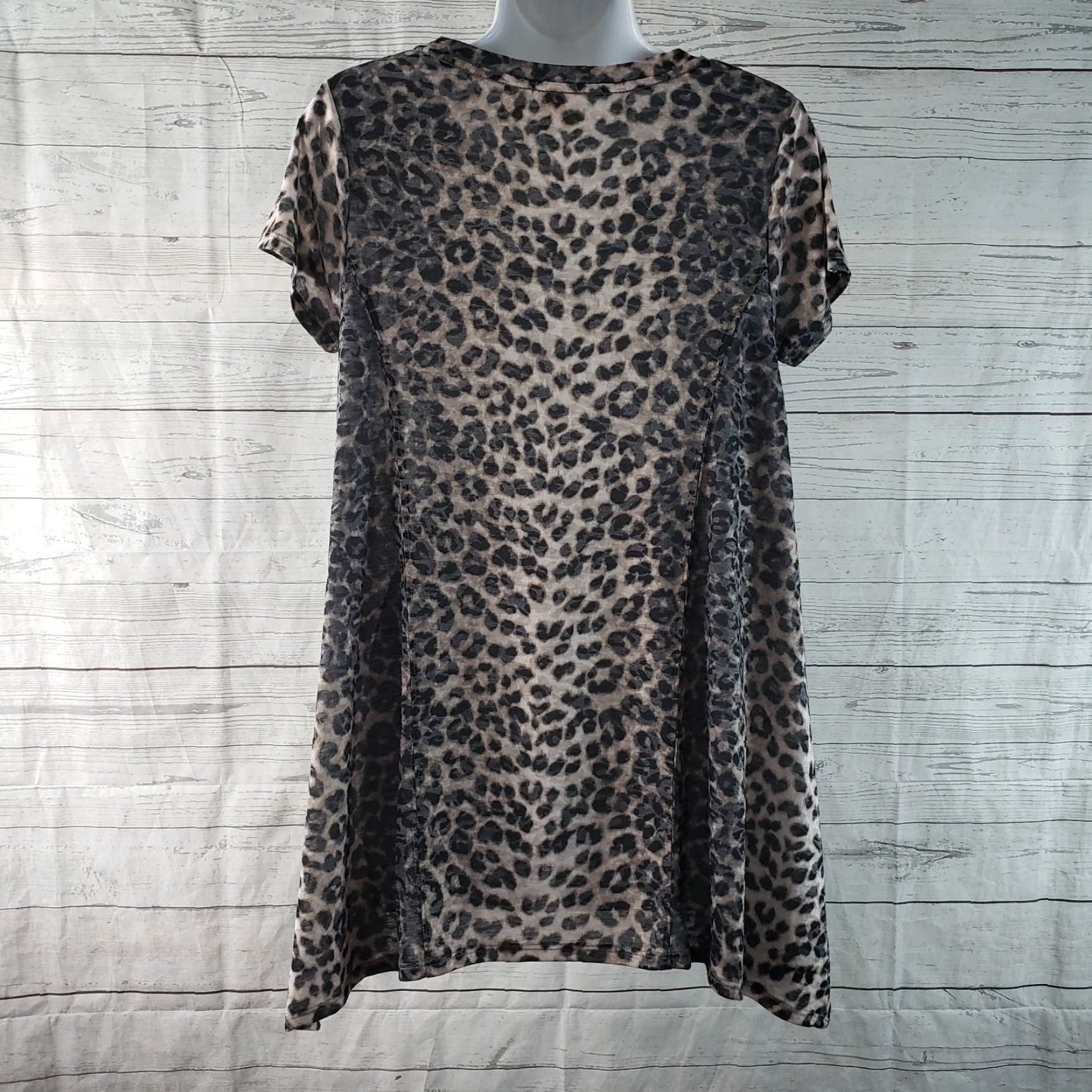 Vintage Chico's Womens Tunic Top Sz Small Black Gray Animal Print Semi Sheer Short Sleeve Blouse V-Neck Pullover Size S / US 4 / IT 40 - 4 Thumbnail