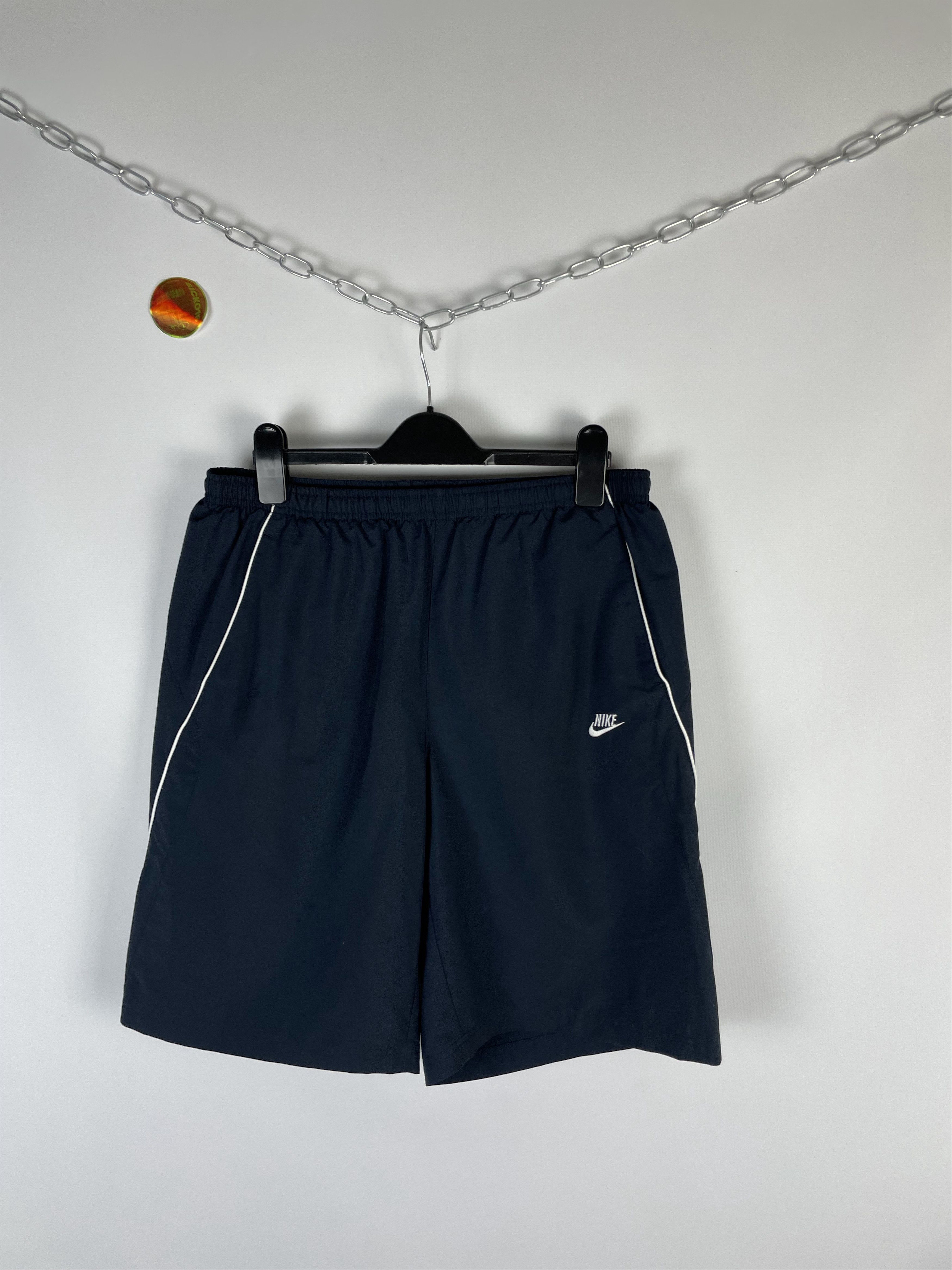 Nike × Vintage Mens Vintage Nike Shorts Y2k Size US 34 / EU 50 - 3 Thumbnail