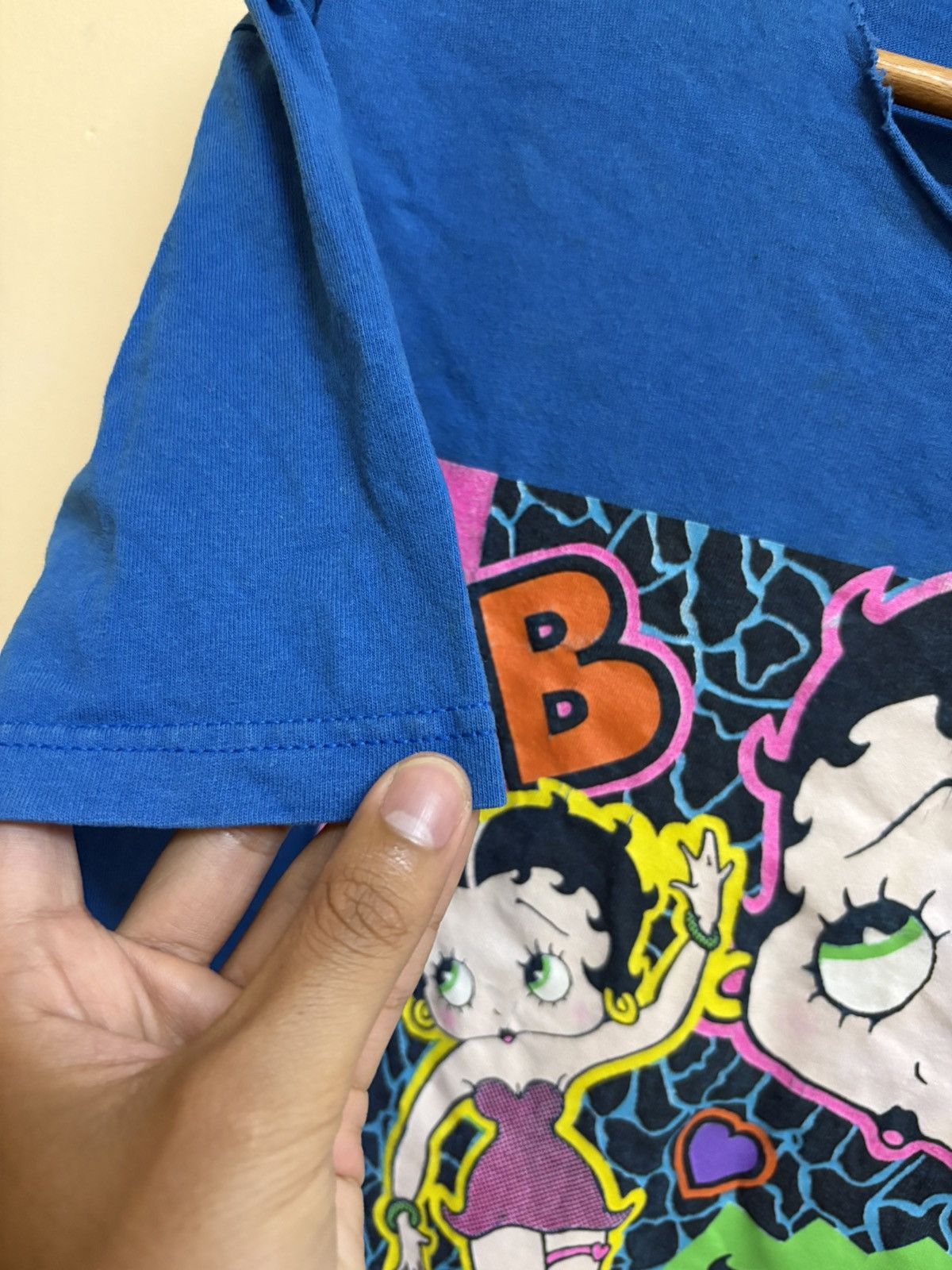 Vintage Vintage 90s Betty Boop Cartoon 1998 Distressed Trashed Tee Size US M / EU 48-50 / 2 - 8 Thumbnail