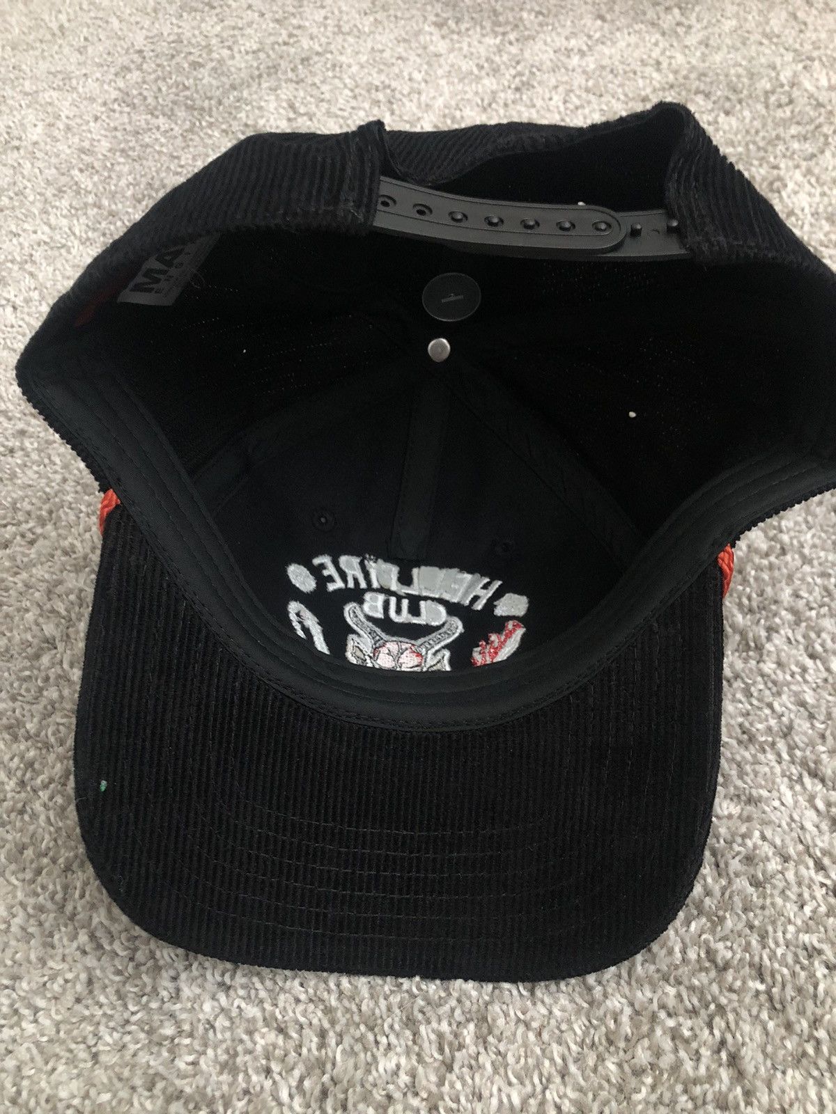 Other Stranger Things Hellfire Club Corduroy Black Snapback Size ONE SIZE - 4 Thumbnail