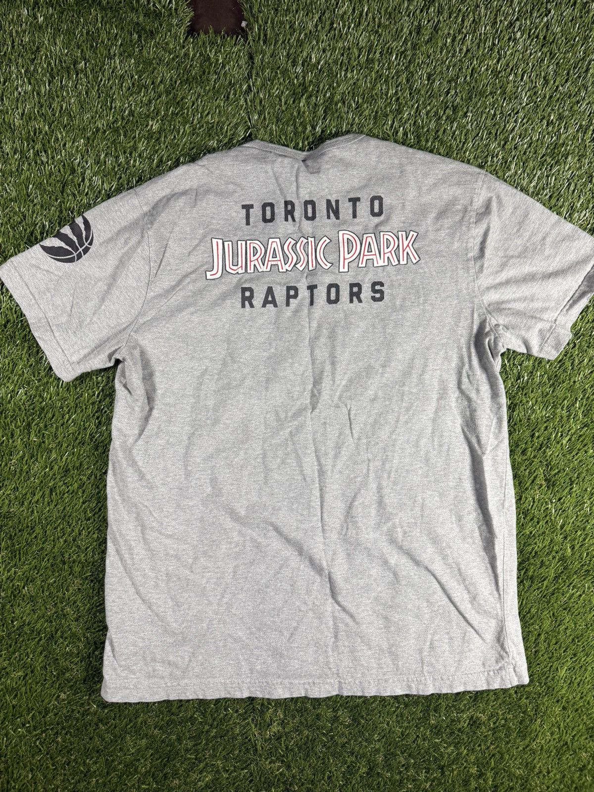 October's Very Own Y2k Drake Octobers Very Own OVO Toronto Raptors NBA Hype Tee Size US M / EU 48-50 / 2 - 3 Thumbnail