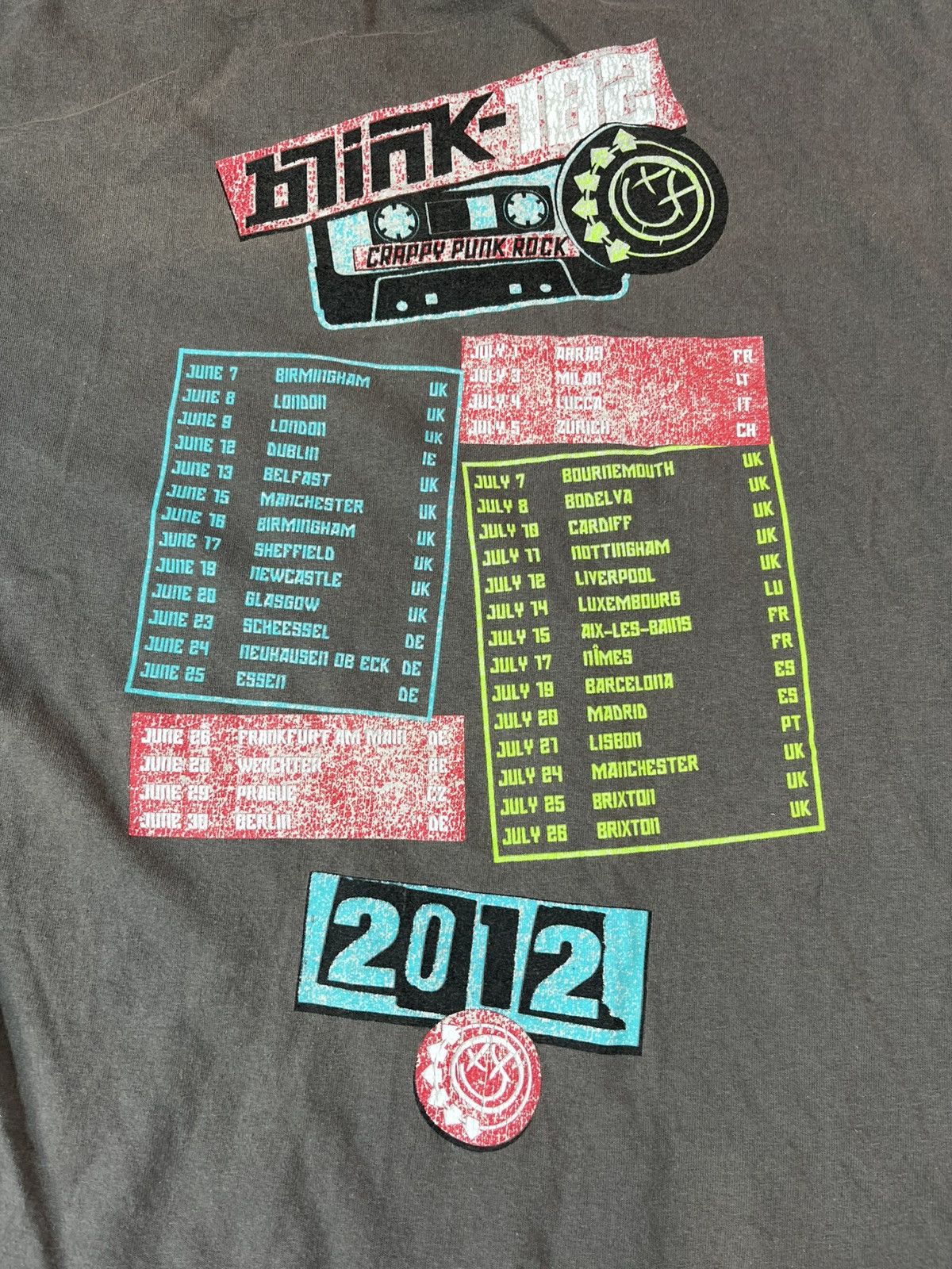 Band Tees Blink-182 2012 Tour T Shirt Crappy Punk Rock Band Size US L / EU 52-54 / 3 - 7 Thumbnail
