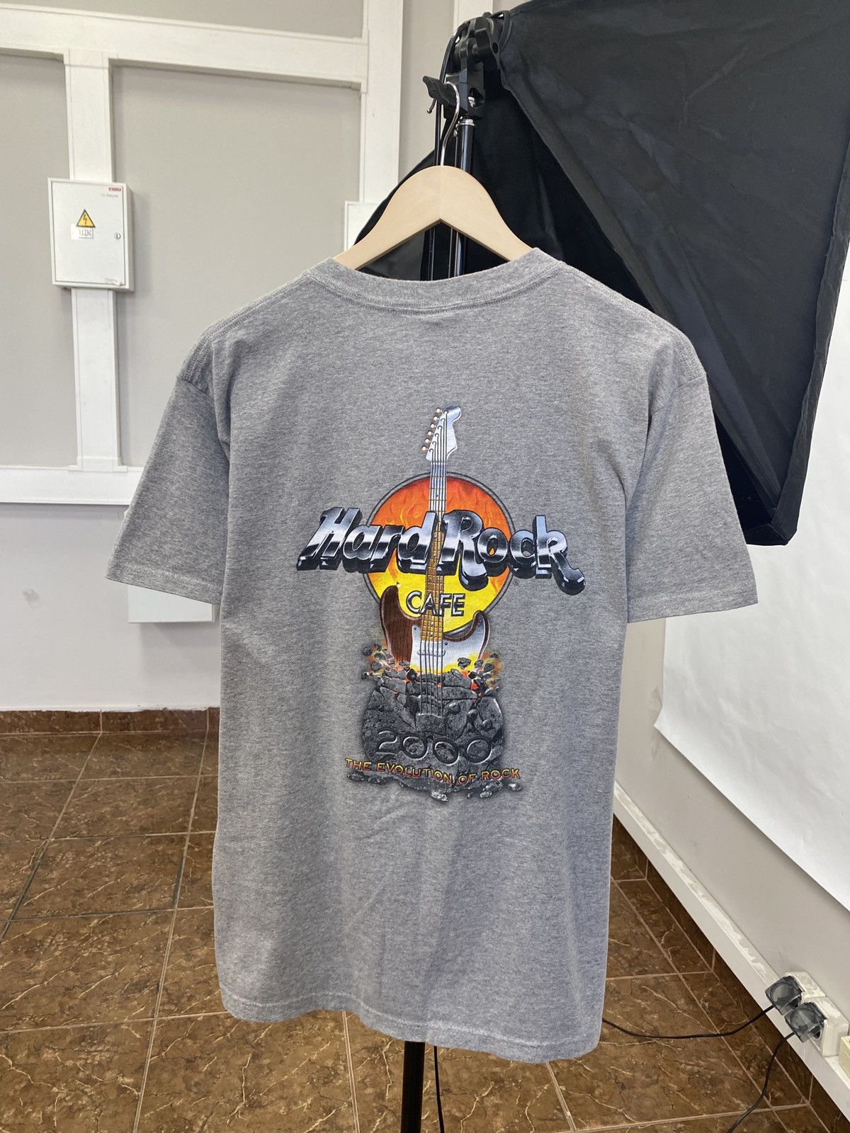 Hard Rock Cafe 🇺🇸 Vintage Hard Rock Cafe Sacramento T-Shirt Rare Y2K Hype Size US L / EU 52-54 / 3 - 1 Thumbnail