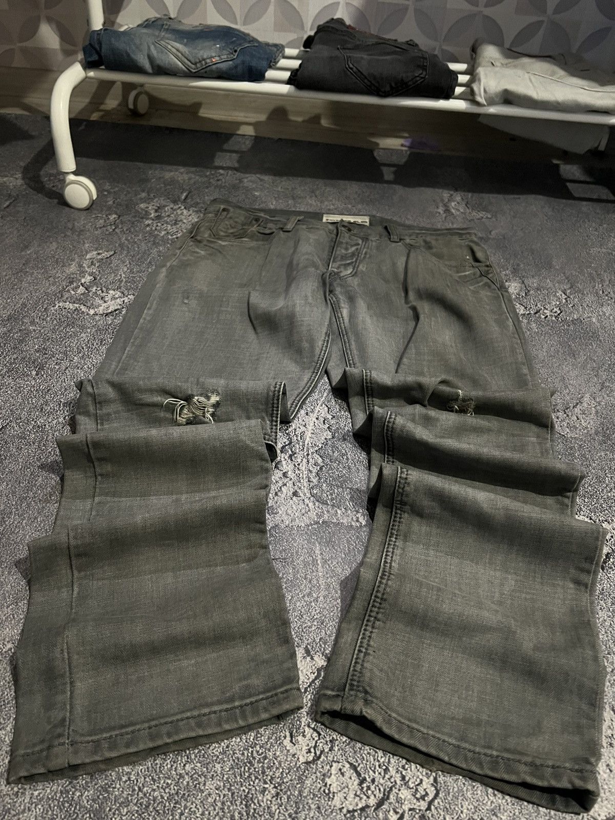 Vintage Streetwear Grunge Y2K Gray Slim Jeans — Balenciaga Style Size US 33 - 1 Thumbnail
