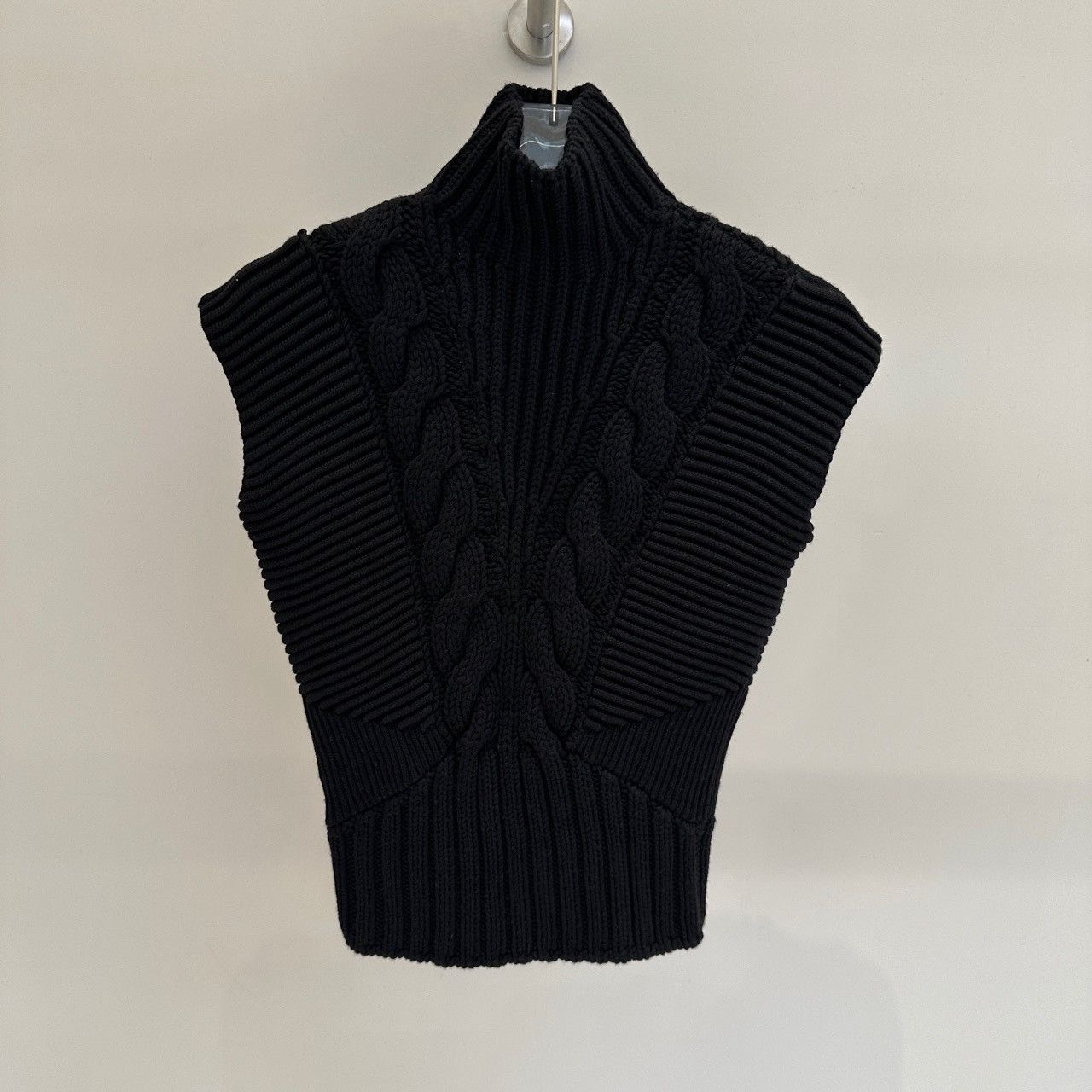 Alexander McQueen Alexander McQueen Black Adjustable Sleeve Wool Sweater Size M / US 6-8 / IT 42-44 - 3 Thumbnail