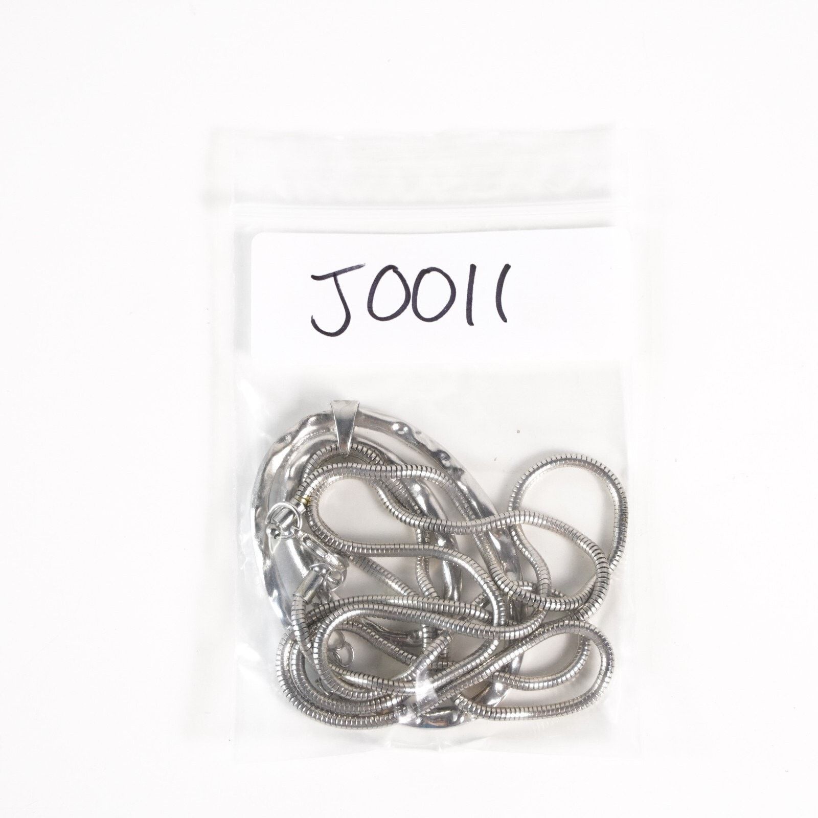 Other Oval Pendant Snake Chain Link Necklace Token Medal Jewelry Size ONE SIZE - 8 Thumbnail