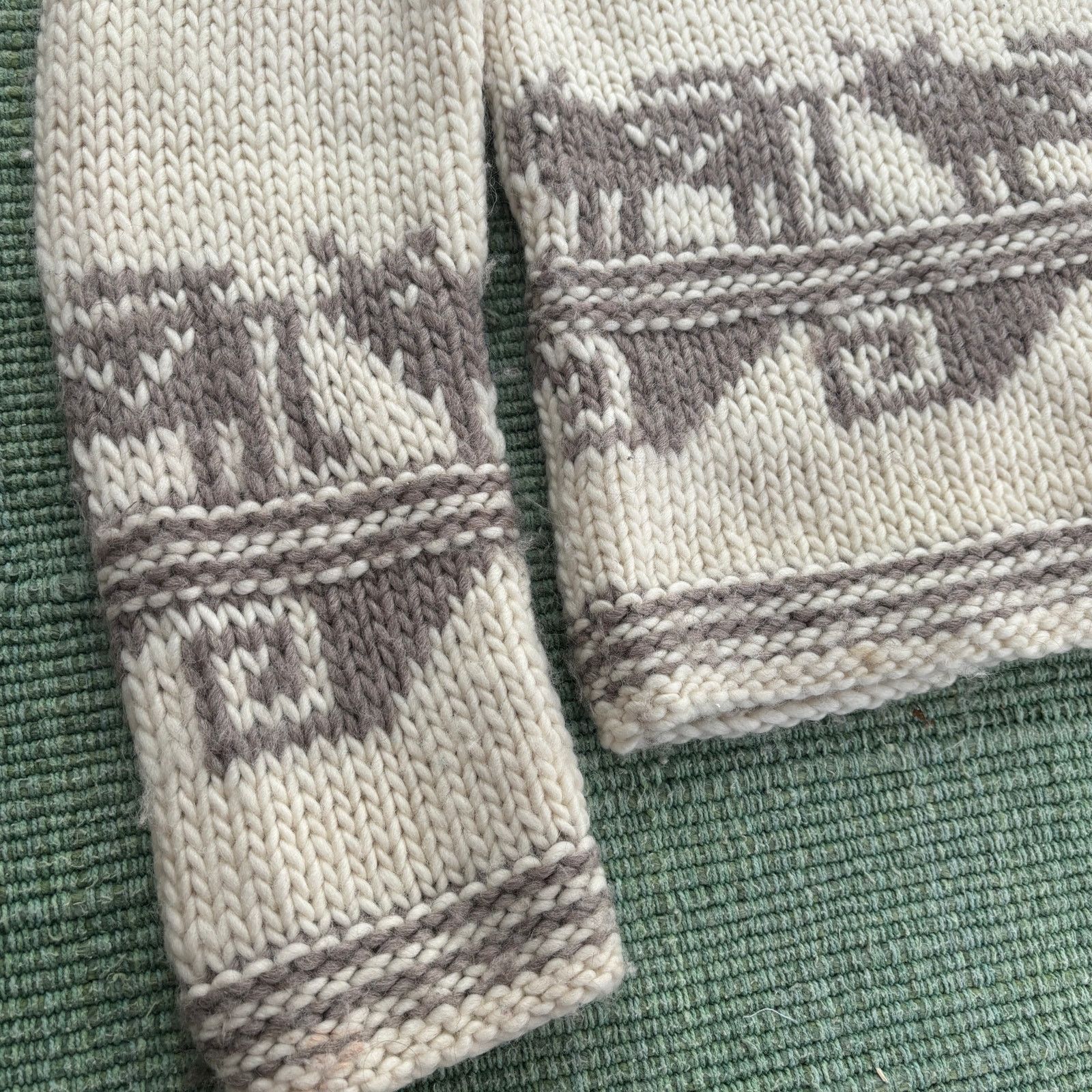 Polo Ralph Lauren × Vintage Vintage Polo Ralph Lauren Womens Southwestern Wool Sweater S Size S / US 4 / IT 40 - 5 Thumbnail