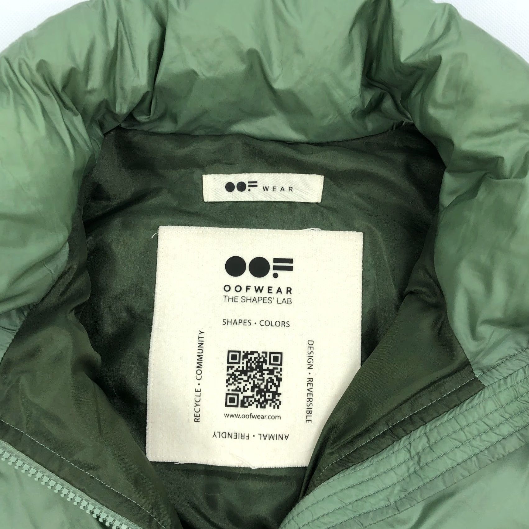 OOF Wear OOFWear Puffer Jacket Womens Size 42 Medium Green Regular Nylon Solid Long Sleeve Zip Jacket Womens Size M / US 6-8 / IT 42-44 - 7 Thumbnail