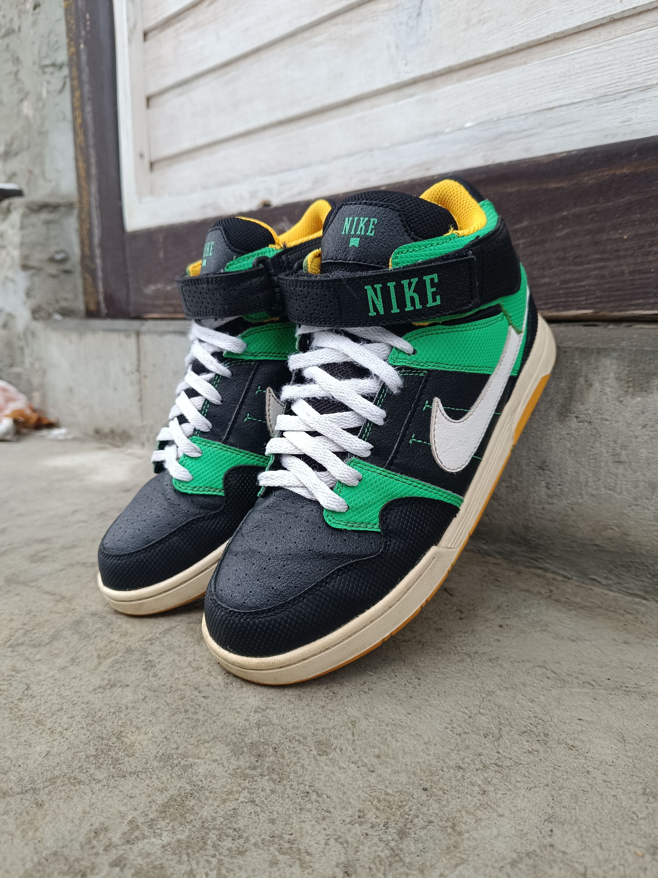 Nike Nike Mogan Mid 2 Size US 6 / EU 39 - 1 Thumbnail