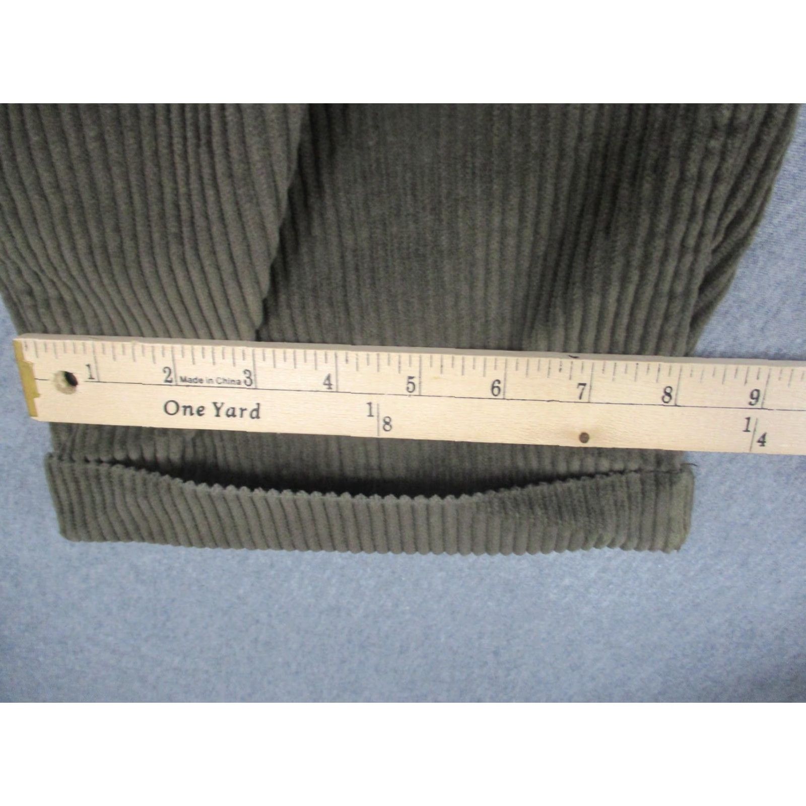 Eddie Bauer VINTAGE Eddie Bauer Pants Mens 35x34 Chino Corduroy Brown Pleated Straight Leg N/A Size US 35 - 6 Thumbnail