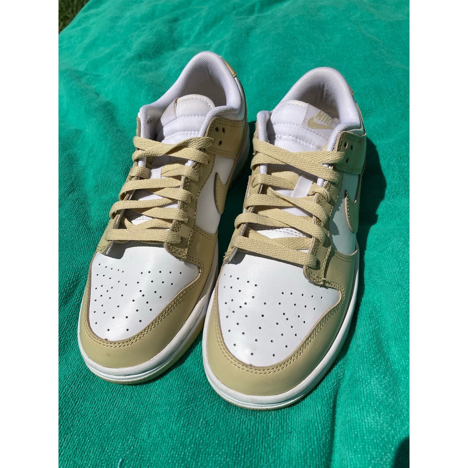 Nike Nike Low Dunk "Team Gold" DV0833-100 Sneakers Like New Size US 8 / EU 41 - 3 Thumbnail