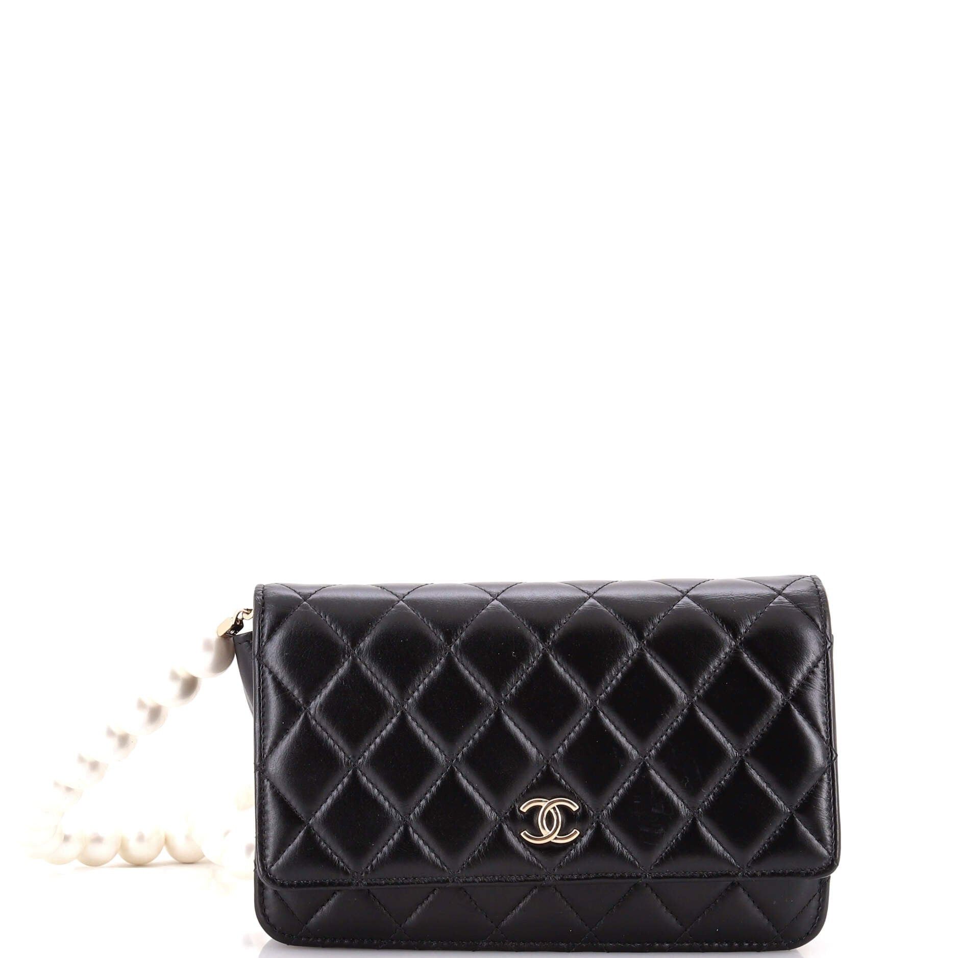 Chanel Pearl Strap CC Wallet on Chain Size ONE SIZE - 1 Thumbnail