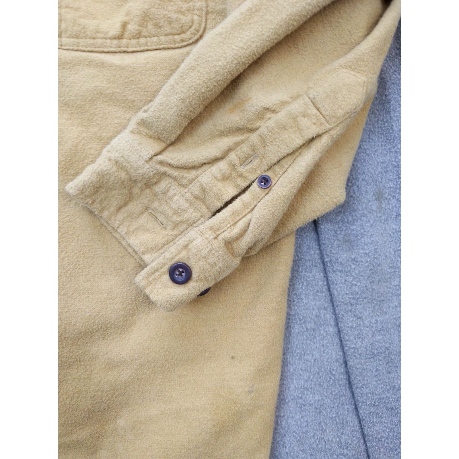 Vintage VINTAGE Northwest Winterweight Shirt Mens XL Beige Fleece Heavyweight Button Up Workwear Size US XL / EU 56 / 4 - 2 Thumbnail
