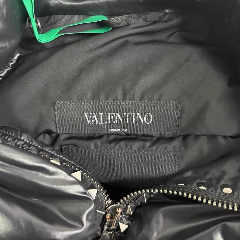 Valentino Valentino Black glossy down jacket Size L / US 10 / IT 46 - 3 Thumbnail