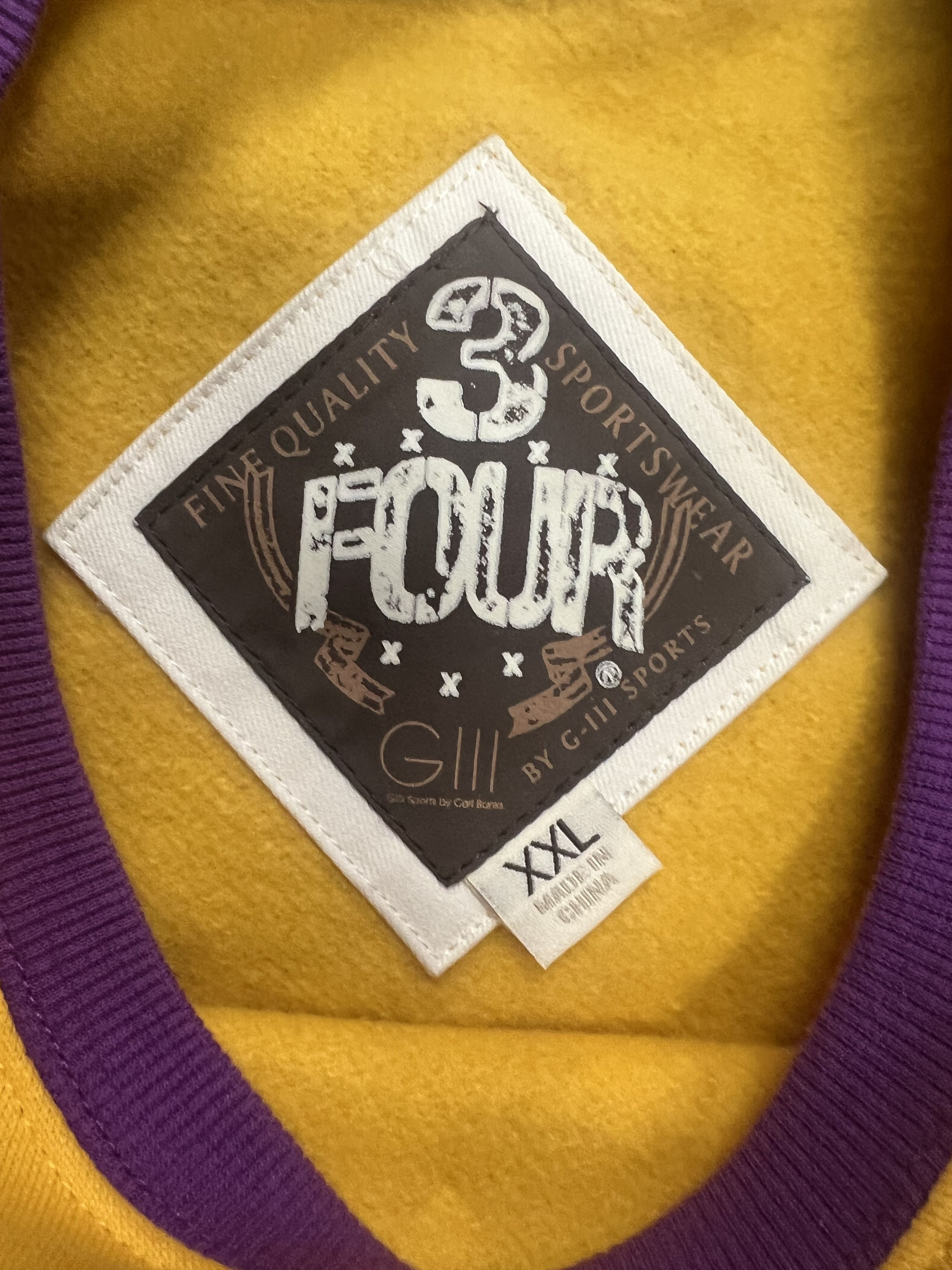 G-III × NBA × Vintage Lakers 3 Four GIII Sports Sweater Crewneck Size US XXL / EU 58 / 5 - 3 Thumbnail