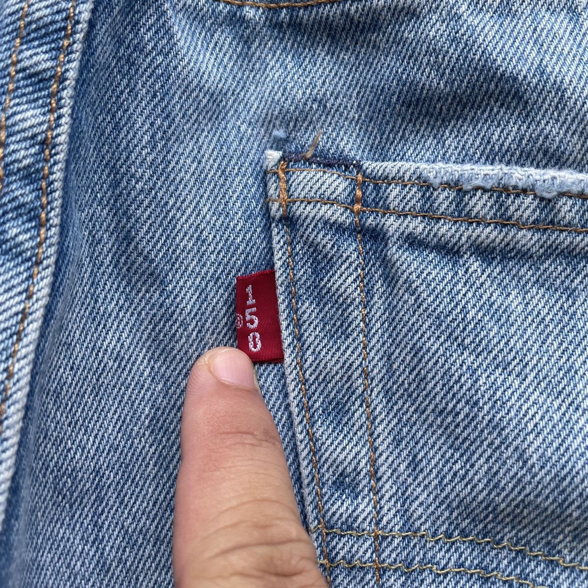 Levi's Vintage Clothing Levis 501 Big E Ripped Jean Faded Distressed Denim Pants W34 Size US 34 / EU 50 - 11 Thumbnail