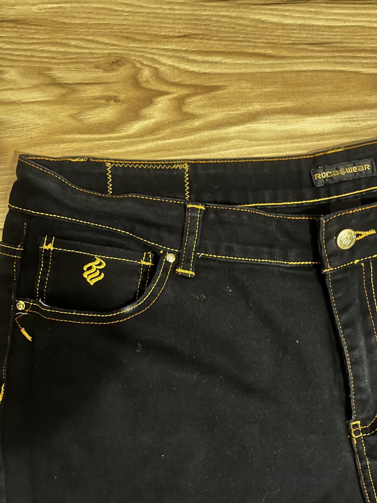 Rocawear Rocawear Black Embroidered Jeans Size 20 Y2K Hip Hop Denim Size 42" / US 20 - 4 Thumbnail