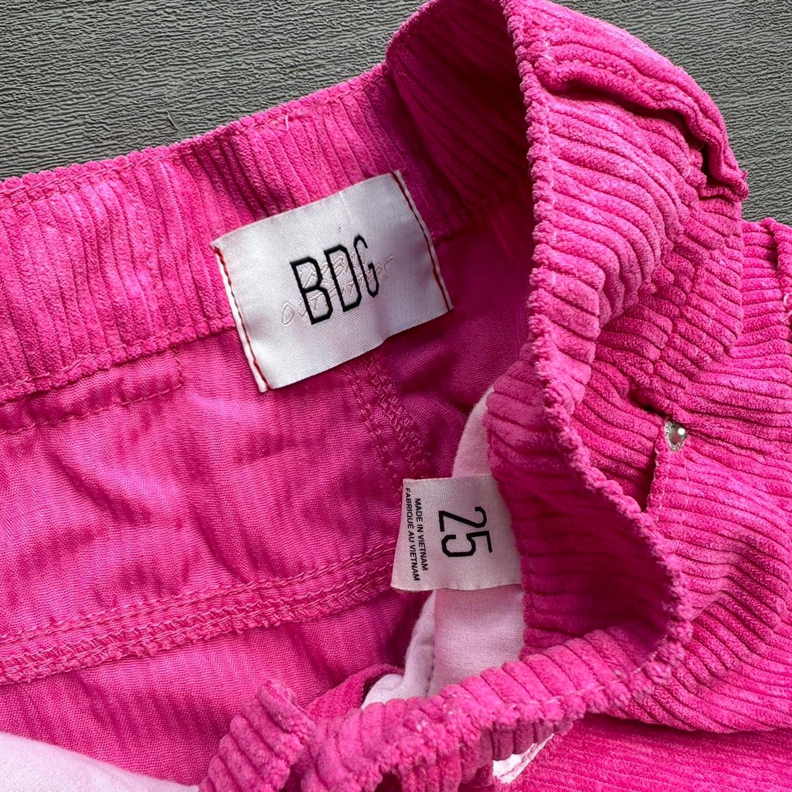 Bdg Bdg high waisted pink corduroy pants Size 25" / US 0 / IT 36 - 3 Thumbnail