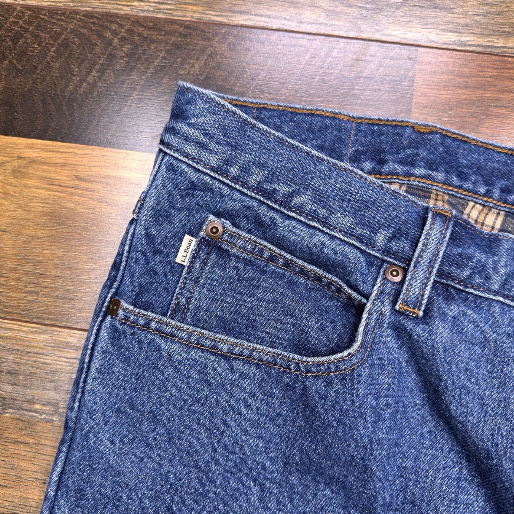 Vintage L.L. Bean Jeans Mens 40x29 Classic Fit Denim Blue 5-Pocket Straight Medium Wash Belt Loops 29in Inseam Regular Size New Size US 40 / EU 56 - 5 Thumbnail