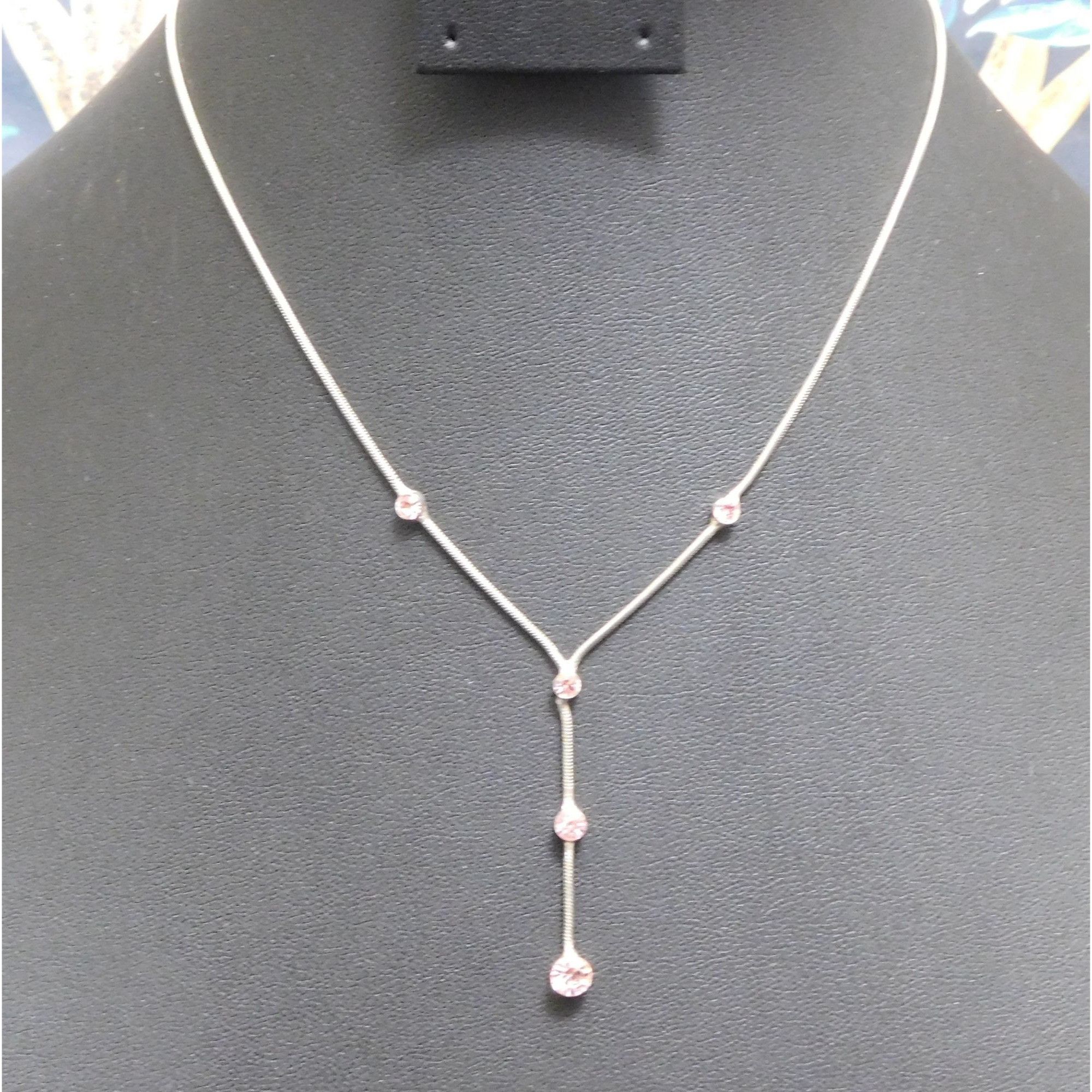 Other Whimsical Elegant Pink And Silver Tone Lariat Necklace Size ONE SIZE - 3 Thumbnail