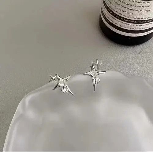 Japanese Brand Crystal Star Stone Earrings Gothic Punk Chrome Jewelry Spike Size ONE SIZE - 2 Thumbnail