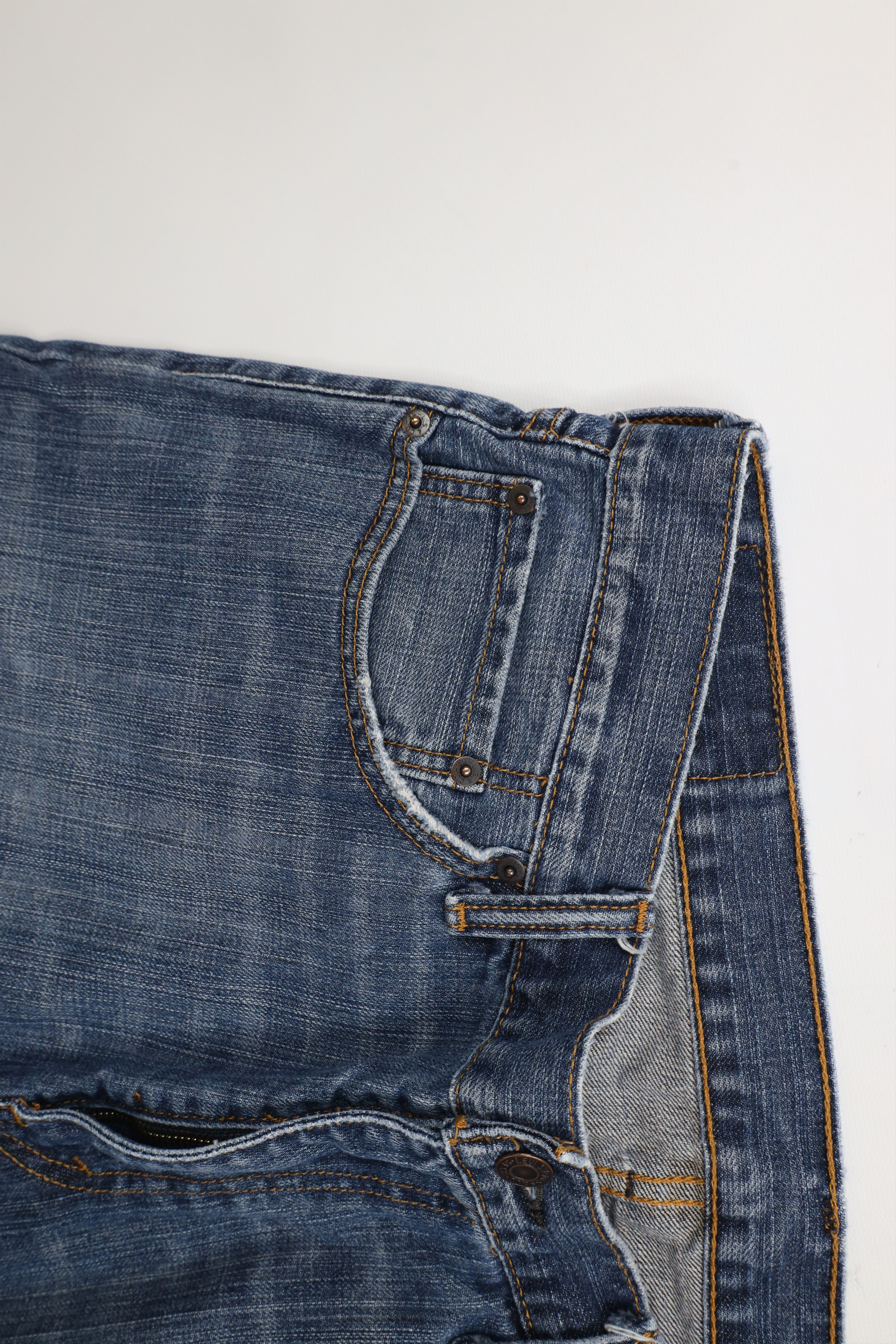 Levi's × Vintage Vintage Y2K Levis 569 Relaxed Straight Leg Denim Jeans Blue Size US 36 / EU 52 - 8 Thumbnail