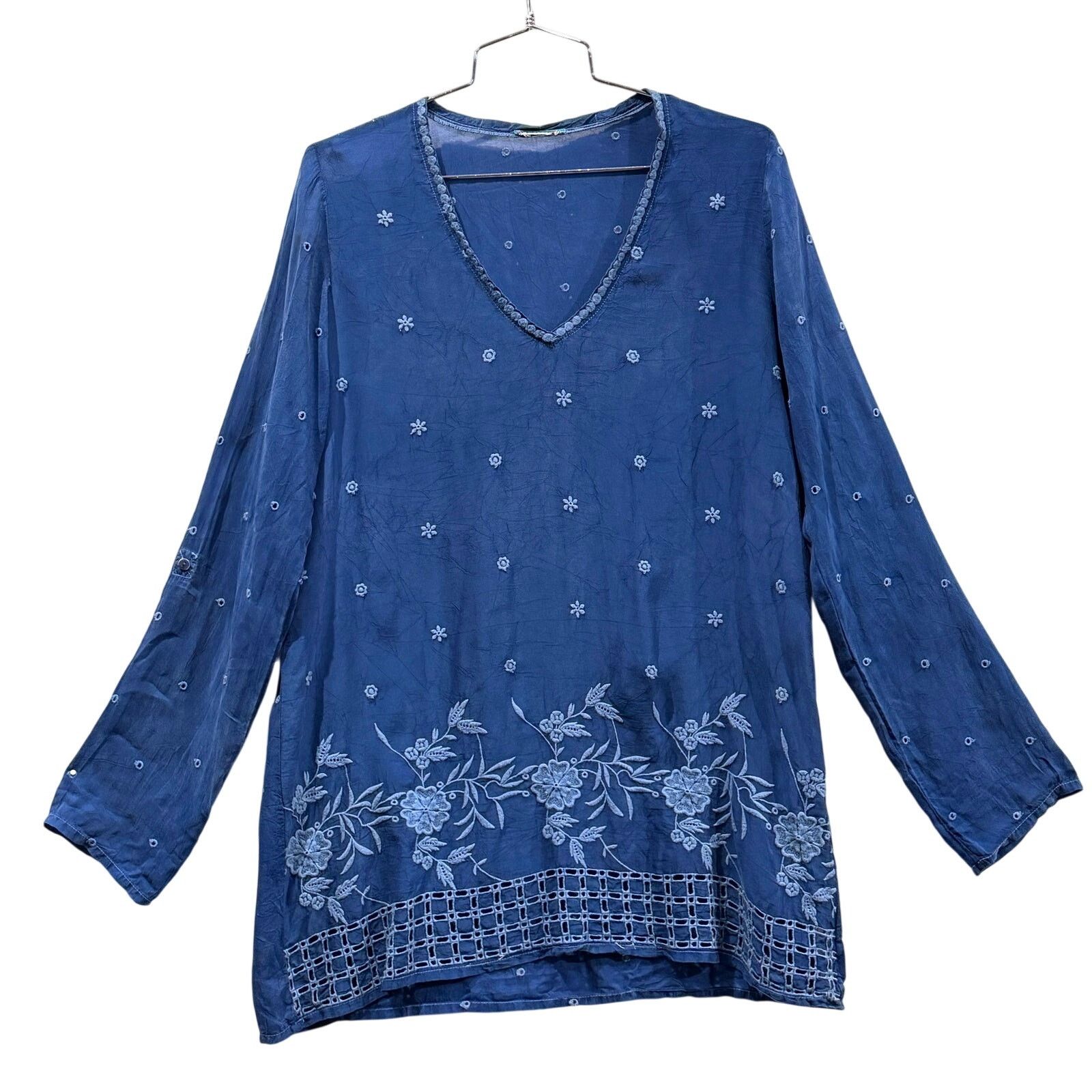 Johnny Was Johnny Was V-Neck Embroidered Pop-Over Tunic Top Size M Size M / US 6-8 / IT 42-44 - 1 Thumbnail