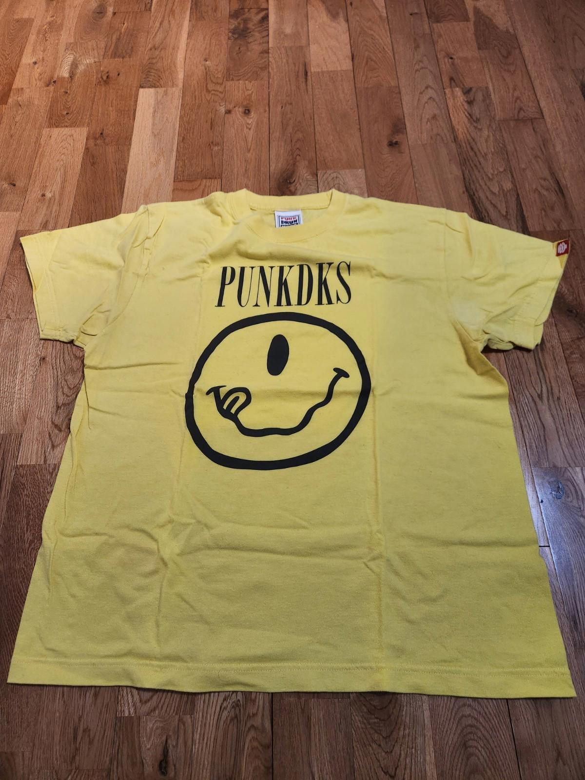 The Unbranded Brand Punk Drunkers Smile Tee Japanese Brand Nirvana Parody SZ L Size US L / EU 52-54 / 3 - 1 Thumbnail