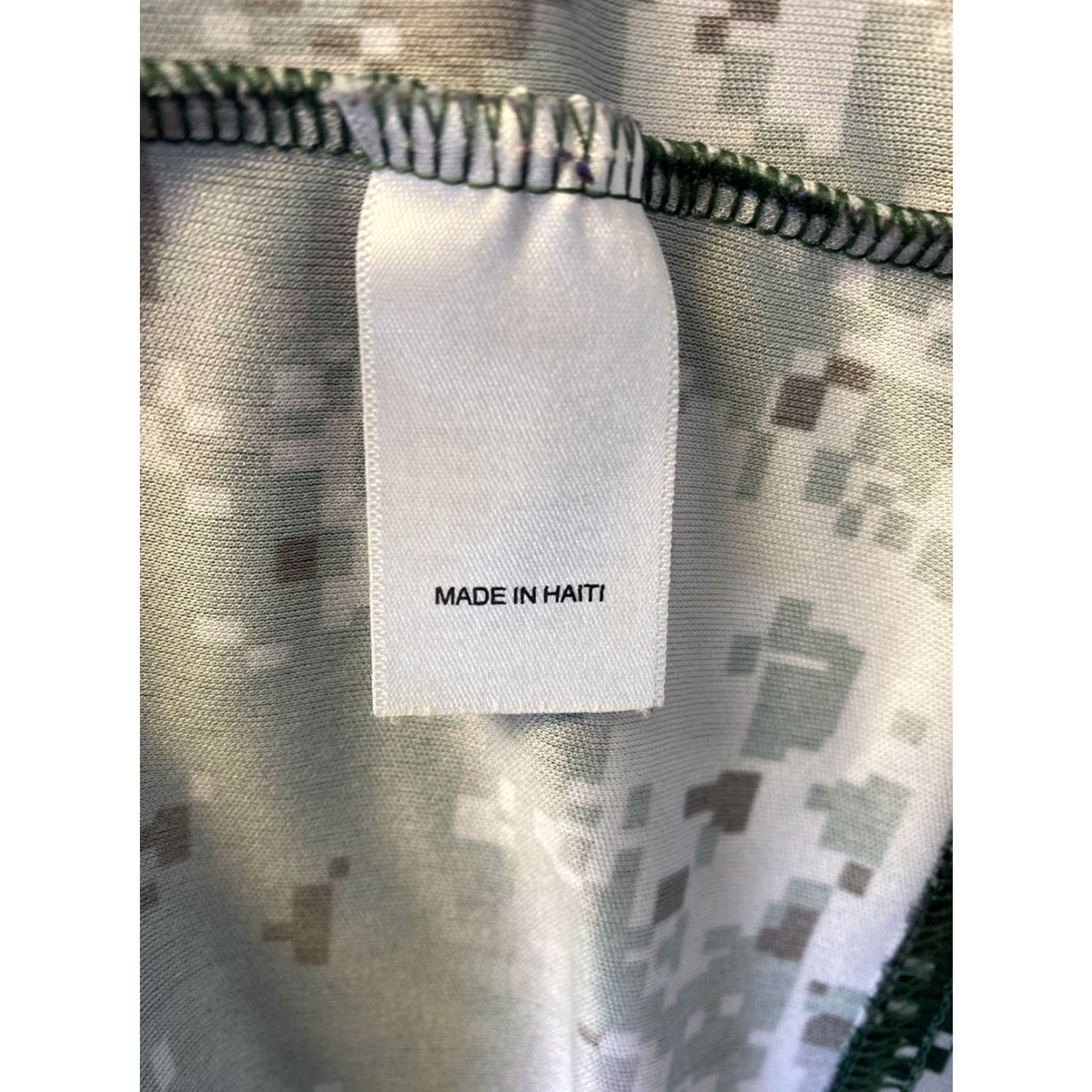 Vintage VINTAGE Badger T-Shirt Heat Gear Camo Men’s Medium Activewear Green Camouflage Size US M / EU 48-50 / 2 - 8 Thumbnail