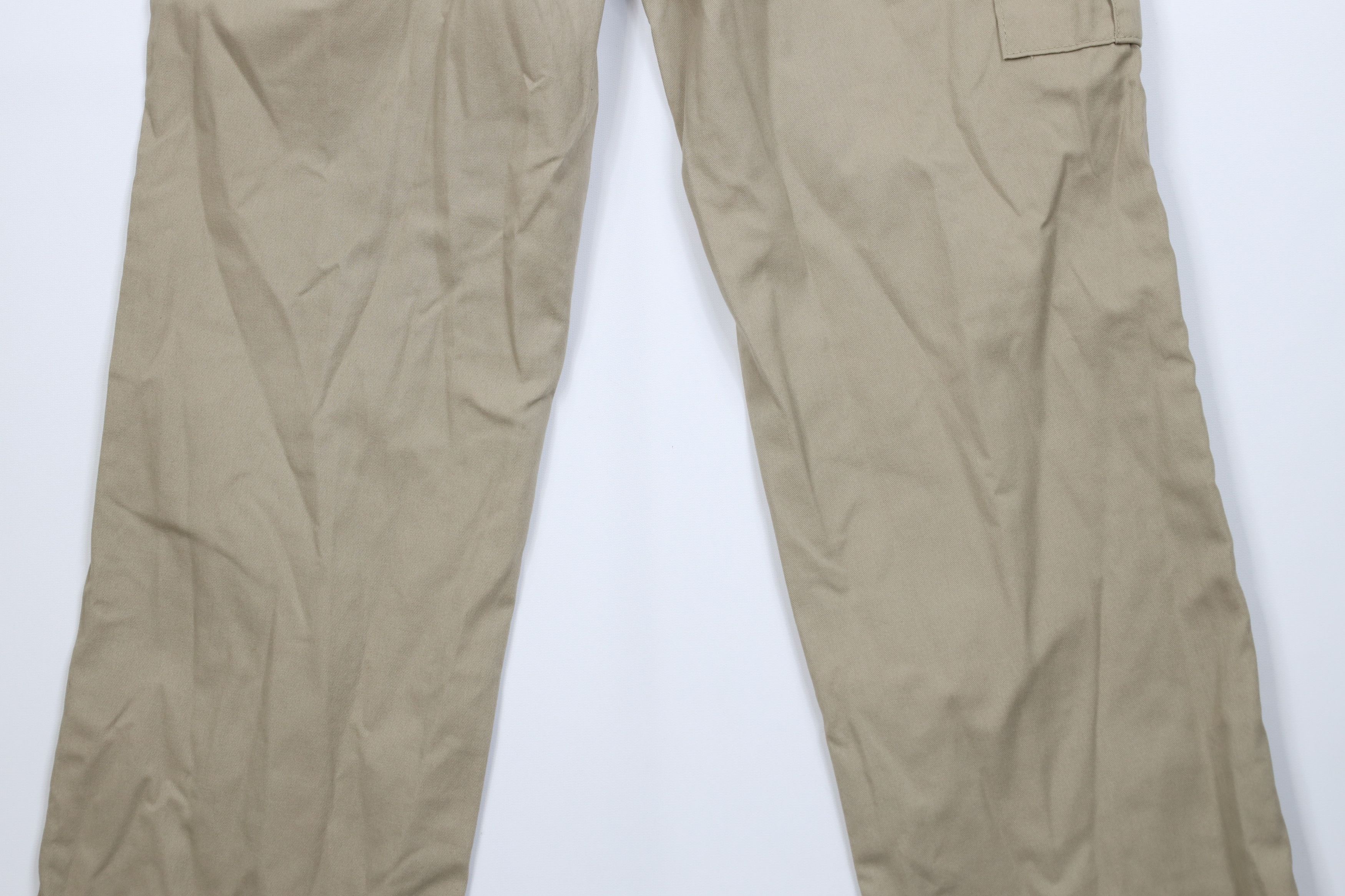 Dickies Vintage Y2K Dickies Spell Out Wide Leg Cargo Pants Beige Size 34" / US 12 / IT 48 - 10 Thumbnail