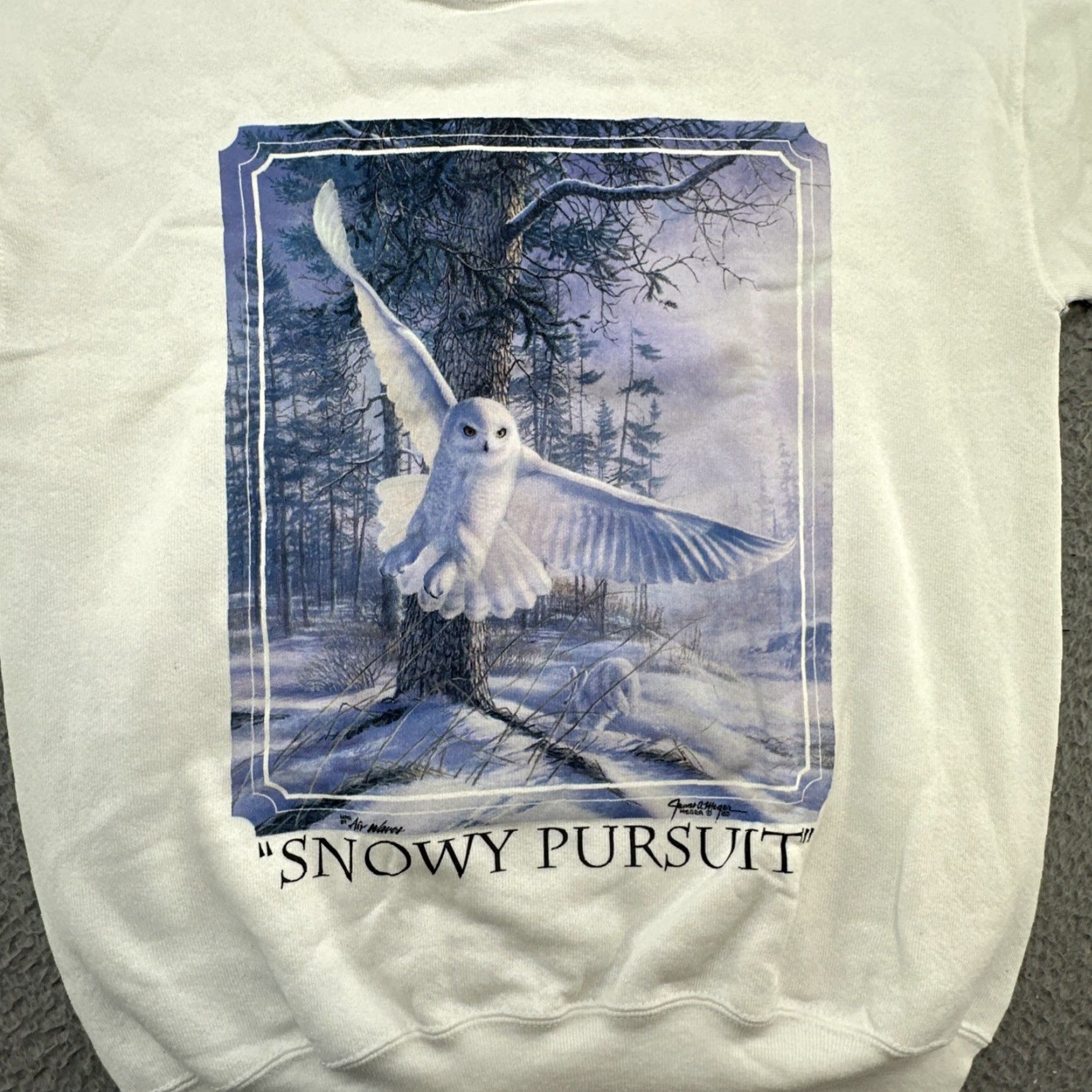 Fruit Of The Loom Fruit of the Loom Sweatshirt Small White Snow Pursuit Crew Neck Pullover Mens S Vintage No Size US S / EU 44-46 / 1 - 4 Thumbnail