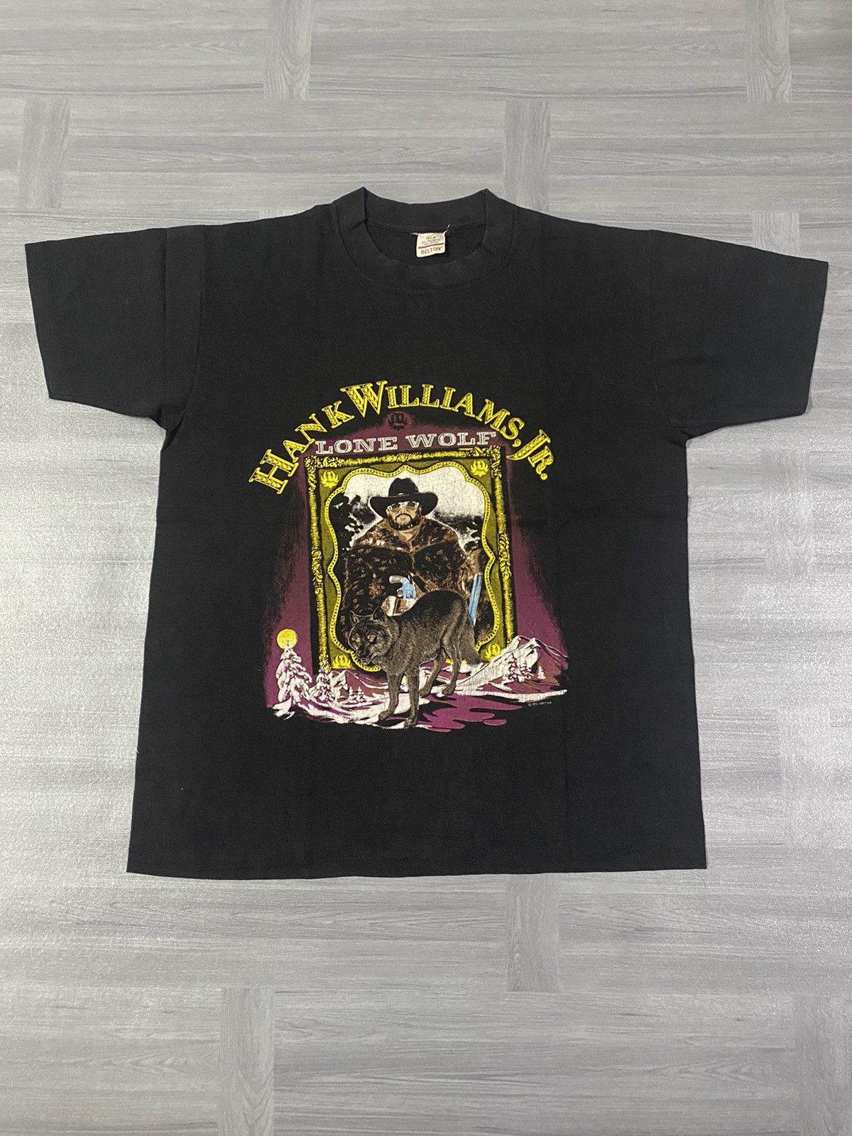 Vintage Vintage 1990 Hank Williams Jr Lone Wolf Tour Tee Size US L / EU 52-54 / 3 - 1 Thumbnail