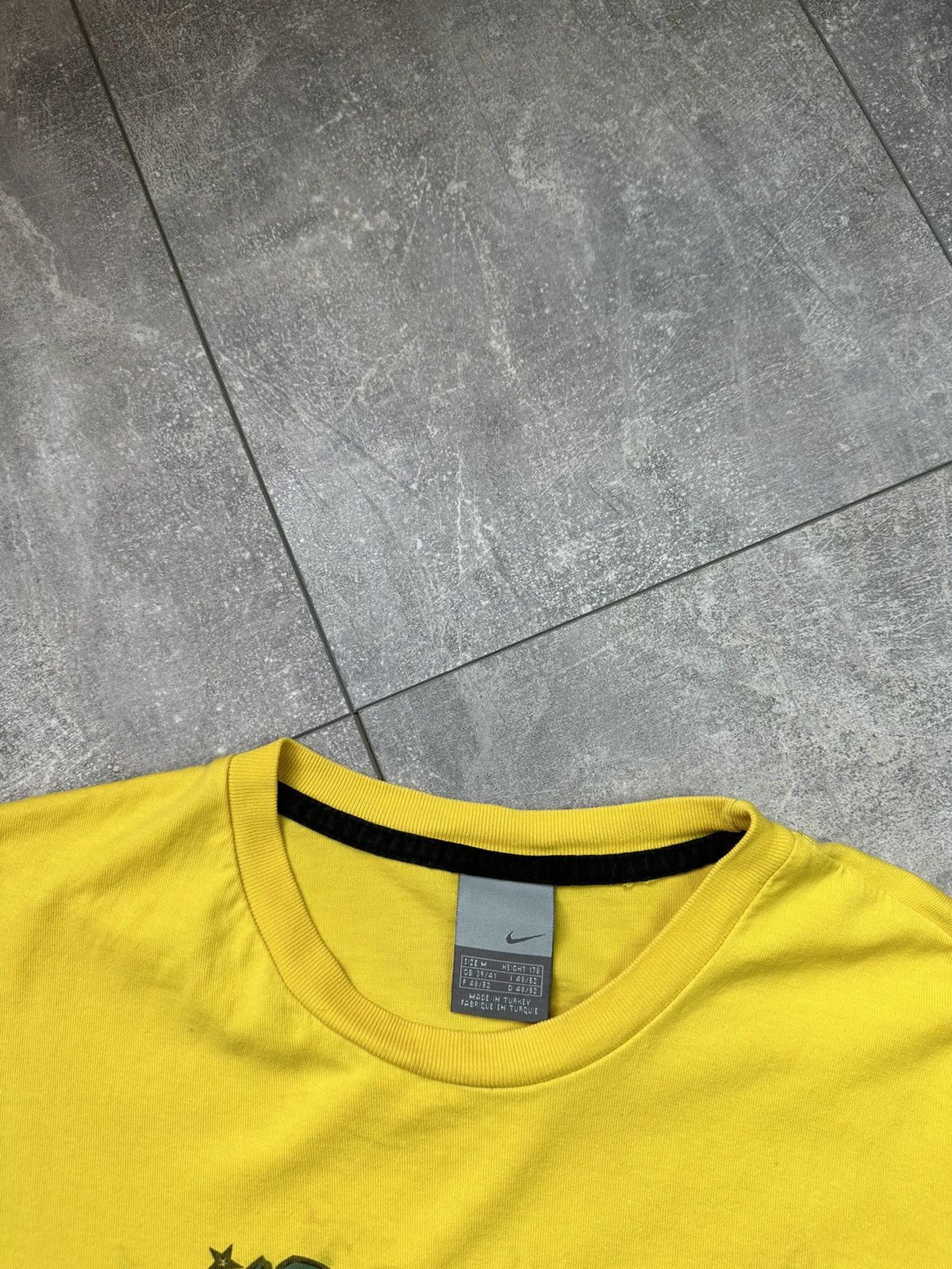 Nike Nike Borussia Dortmund Overprint Yellow Tee Jersey Size US M / EU 48-50 / 2 - 3 Thumbnail