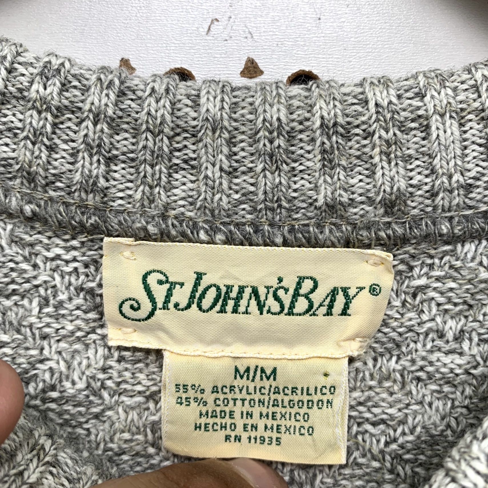 Vintage Vintage 90s St. John's Bay Gray Black Green Knitted Crew Neck Sweatshirt Mens Medium Casual Geometric Pattern Size US M / EU 48-50 / 2 - 3 Thumbnail