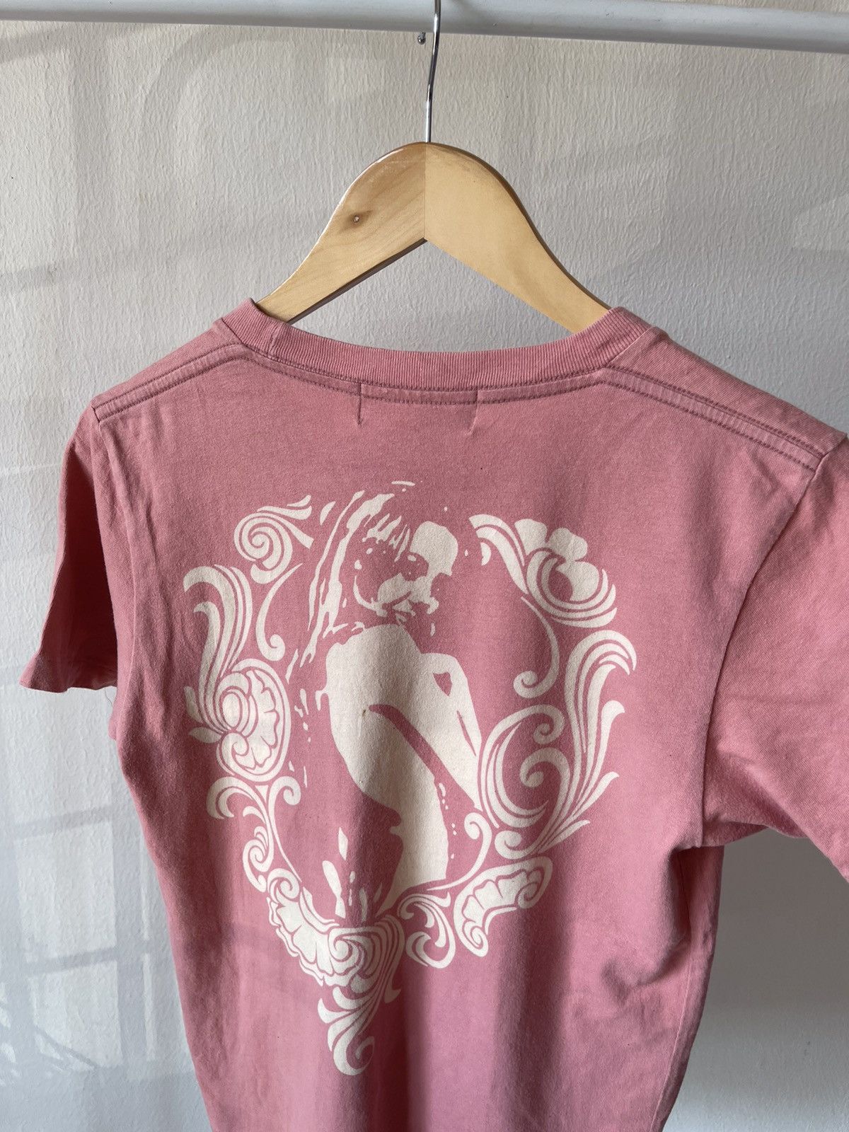 Hysteric Glamour 90s Hysteric Glamour Big Back Print Tee Size US XS / EU 42 / 0 - 6 Thumbnail