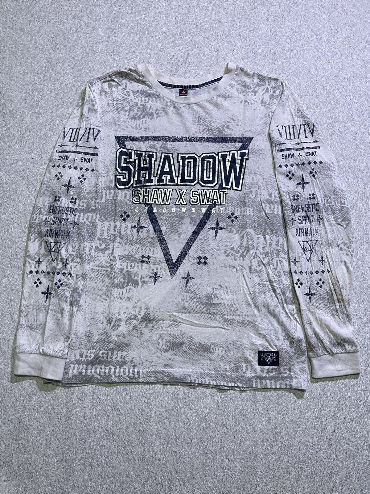 If Six Was Nine VINTAGE Y2K AIR WALK long tshirt full print style Size US M / EU 48-50 / 2 - 1 Thumbnail