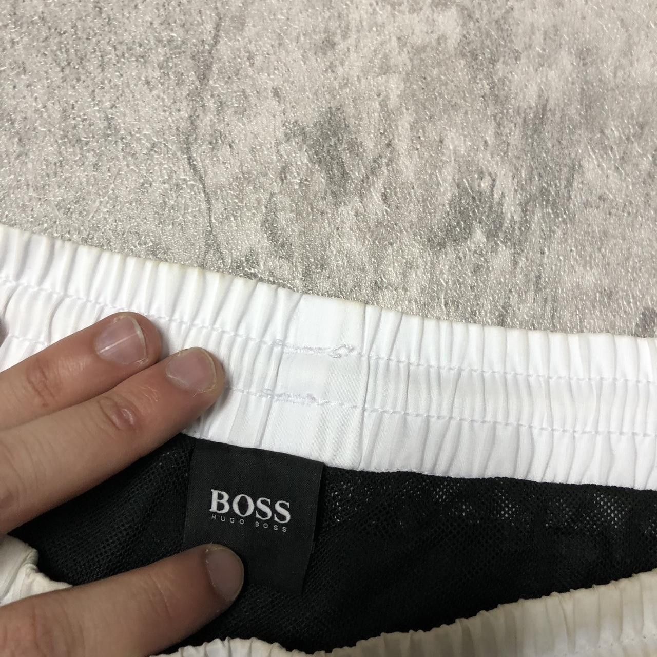Hugo Boss Hugo boss swimwear vacation beach water Size US 40 / EU 56 - 4 Thumbnail